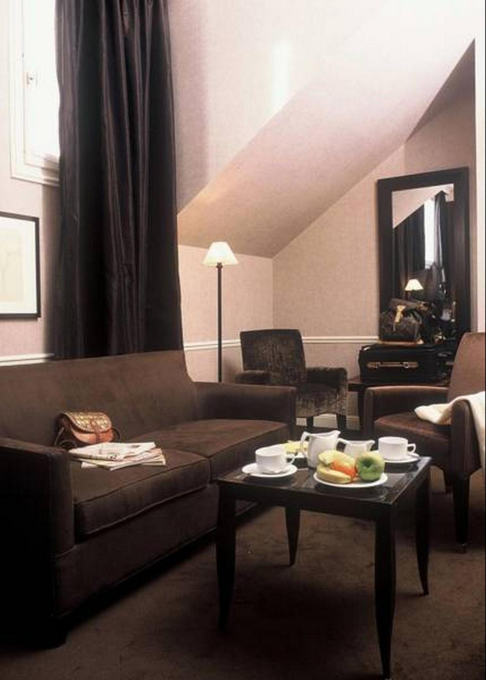 Two Connecting Double Rooms (5 people)