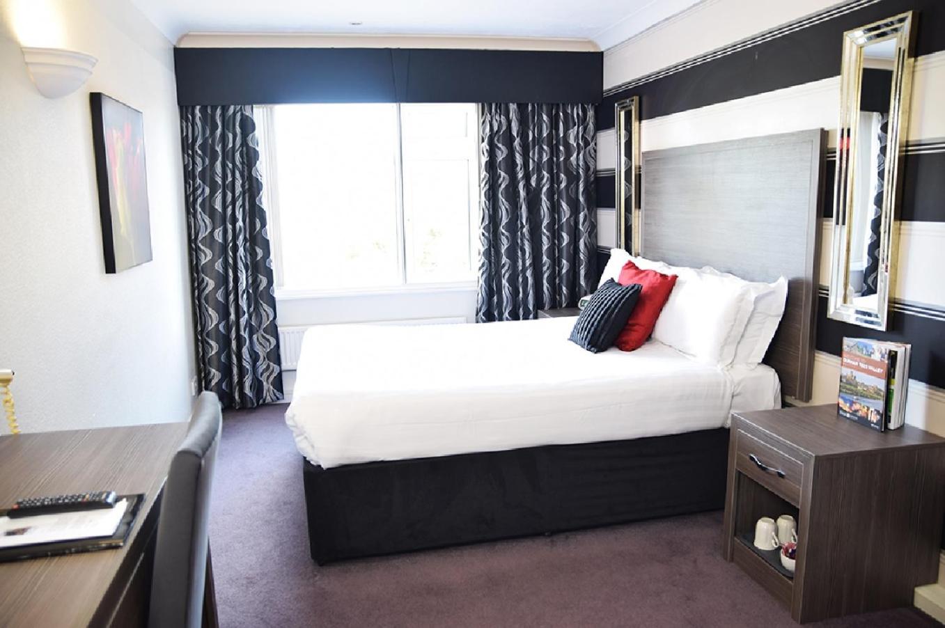 Suite with Double Bed