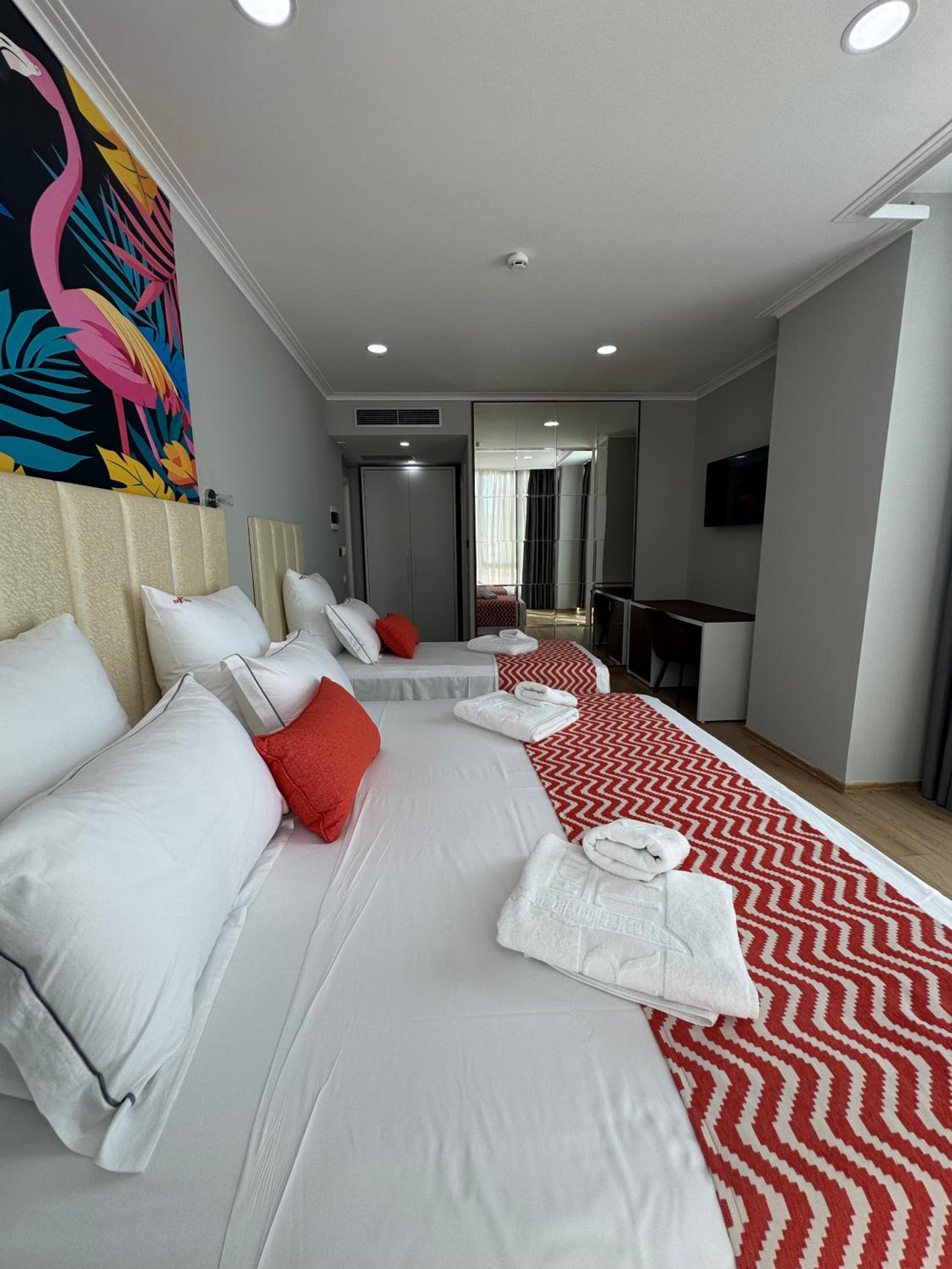 Deluxe Triple Room With Sea View