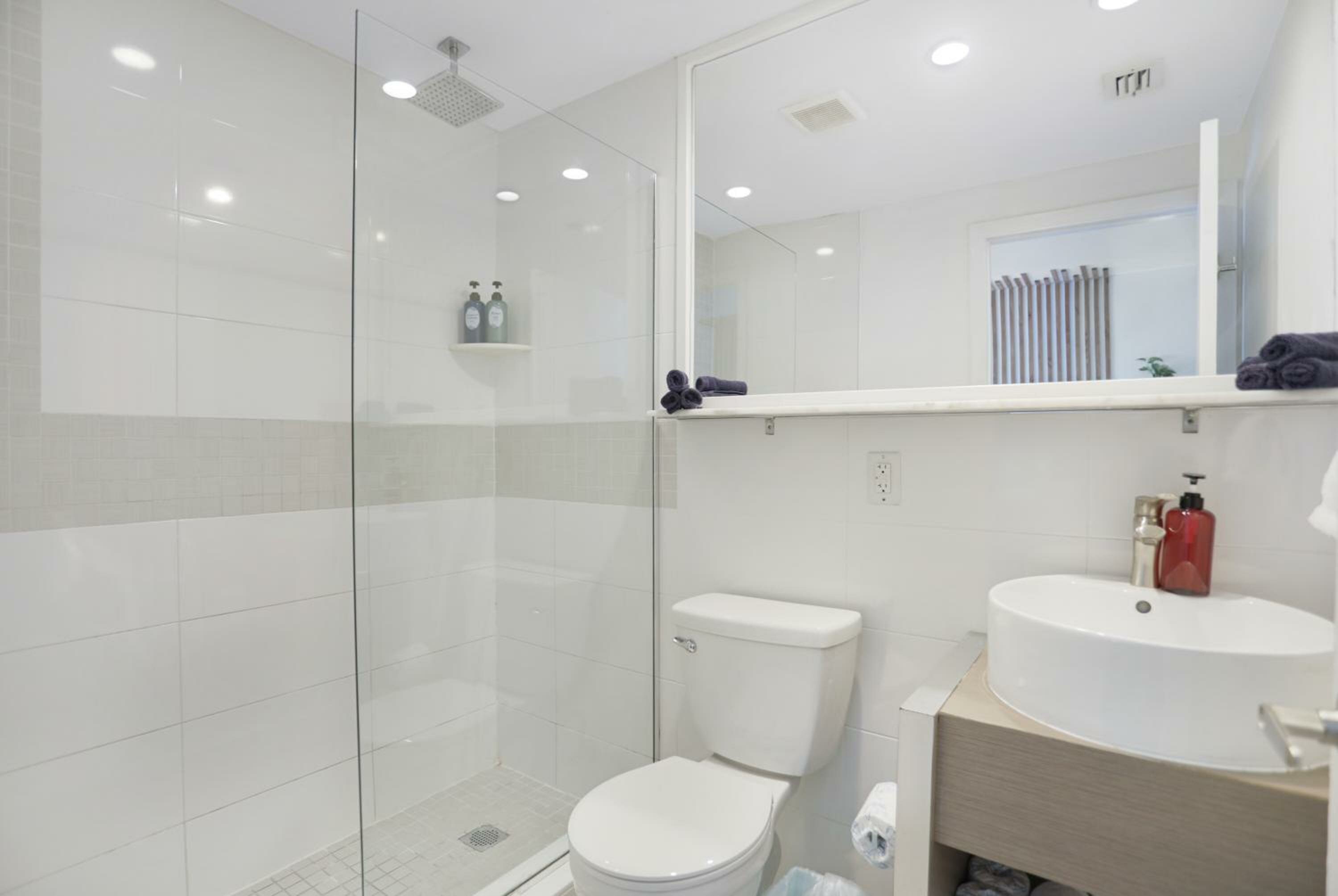 Deluxe Triple Studio with Kitchen 