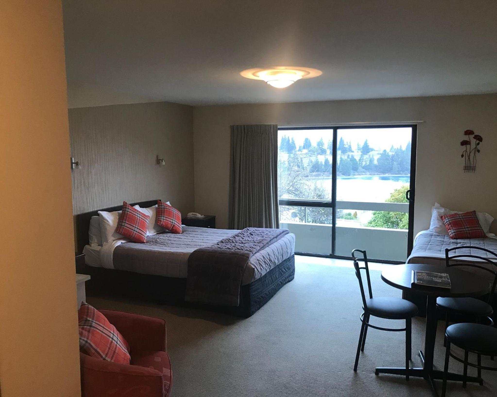 Lake Facing Kitchen Studio