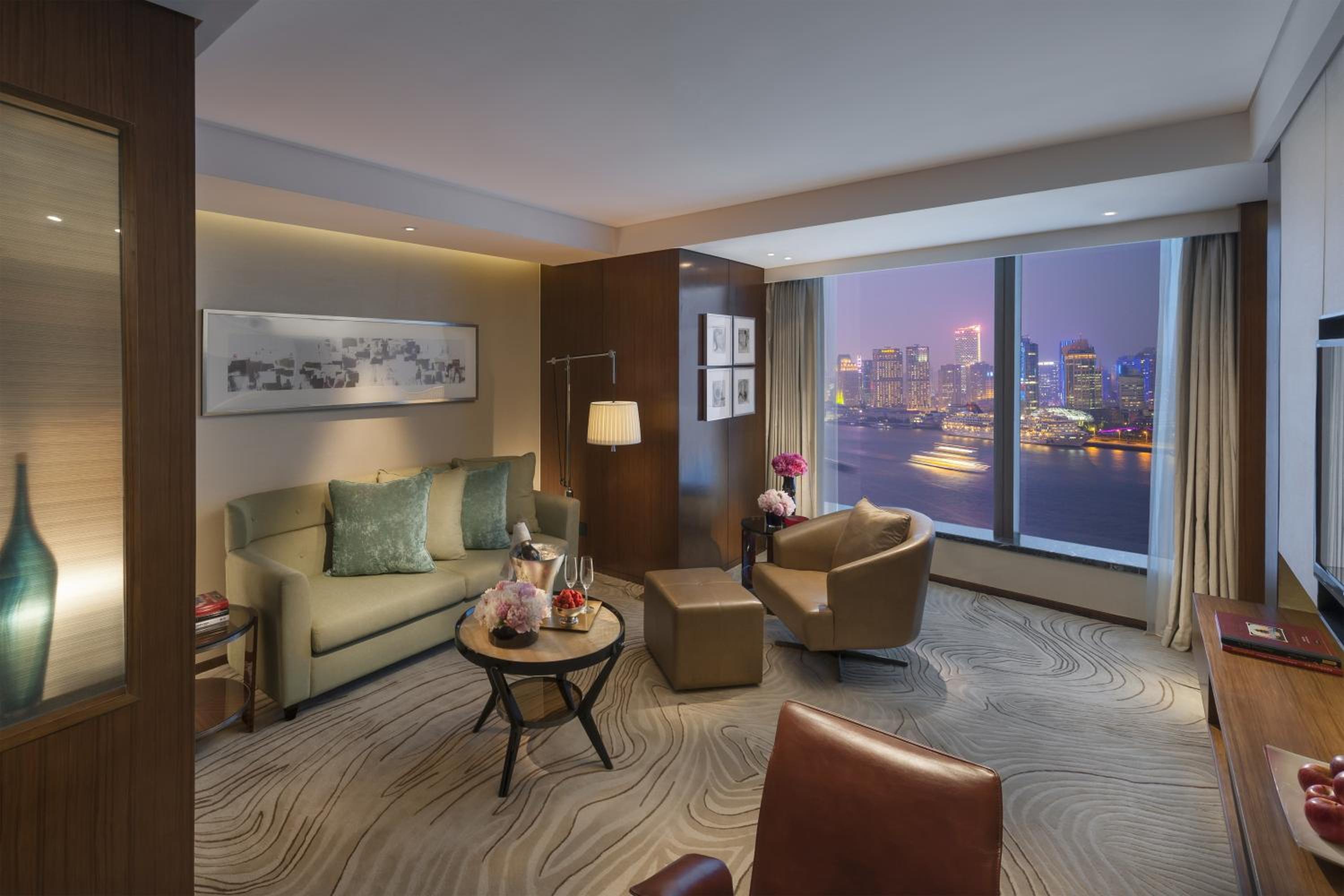 Harbor City Suite