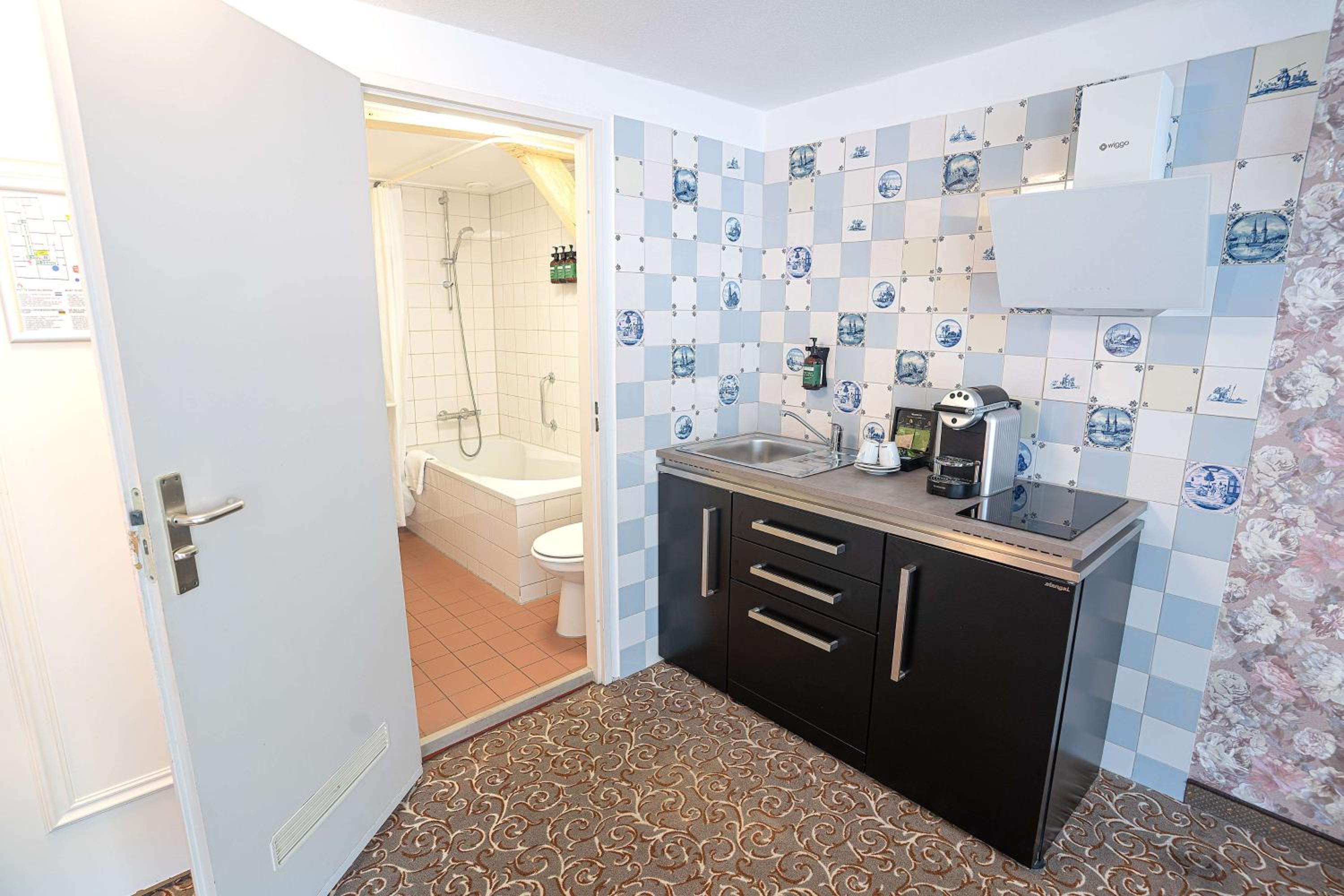 Studio with Double Bed and Kitchenette - Non-Smoking