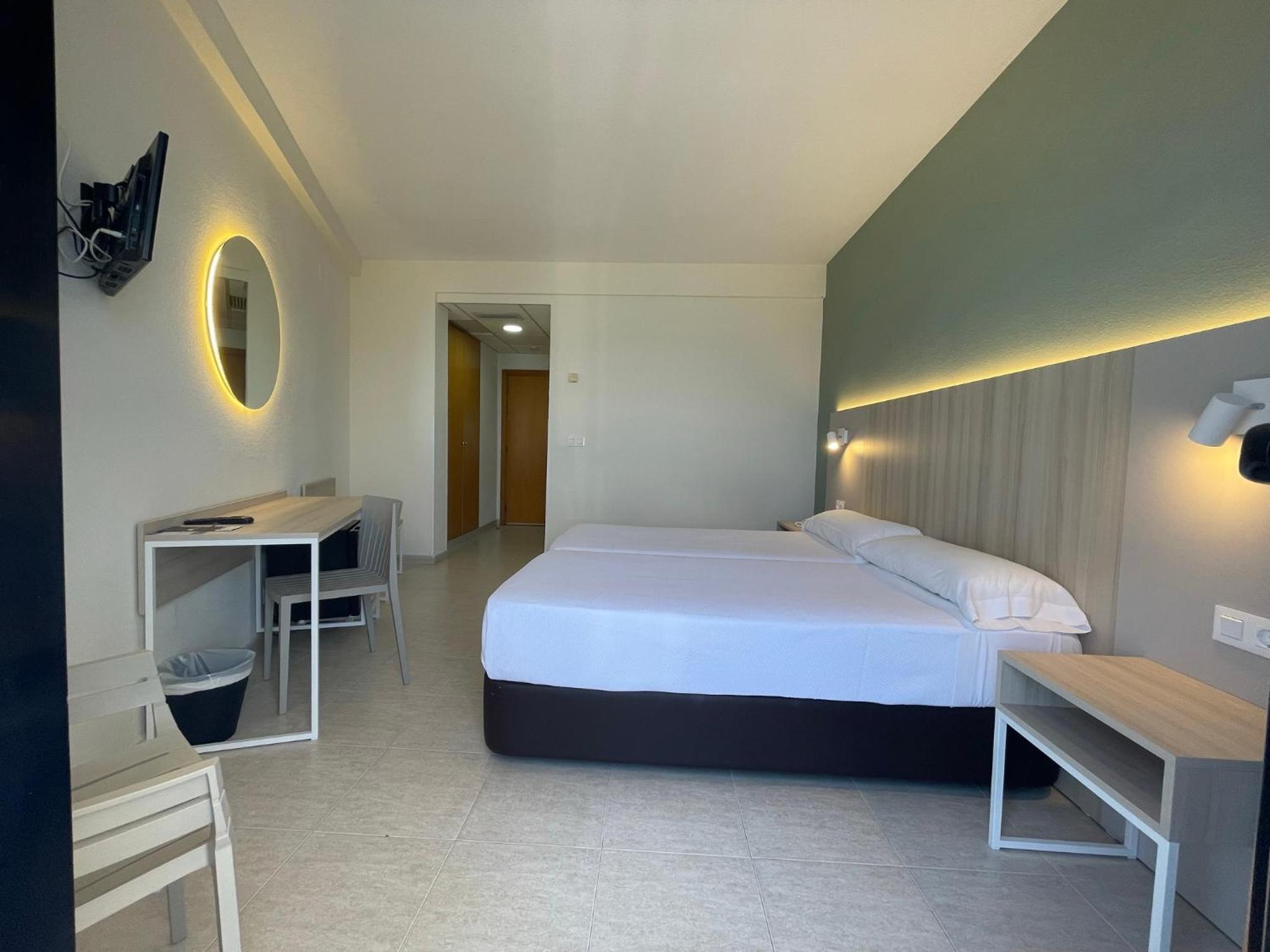 Double or Twin Room with Balcony