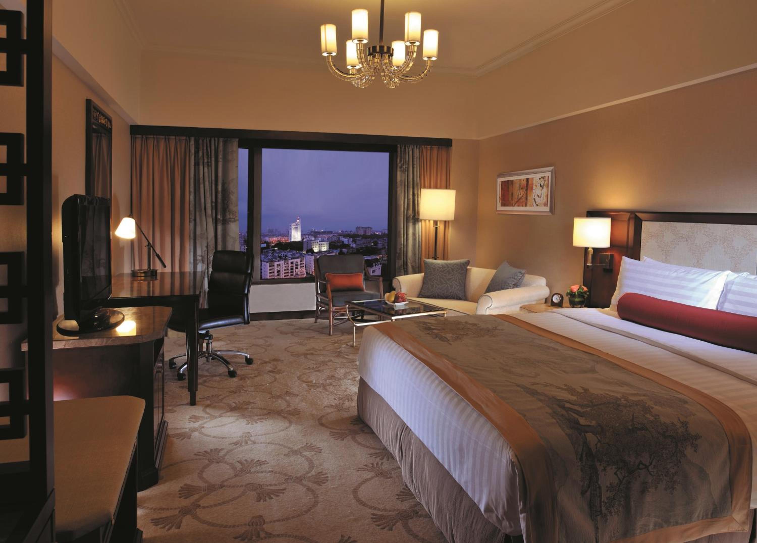 Deluxe City View Room