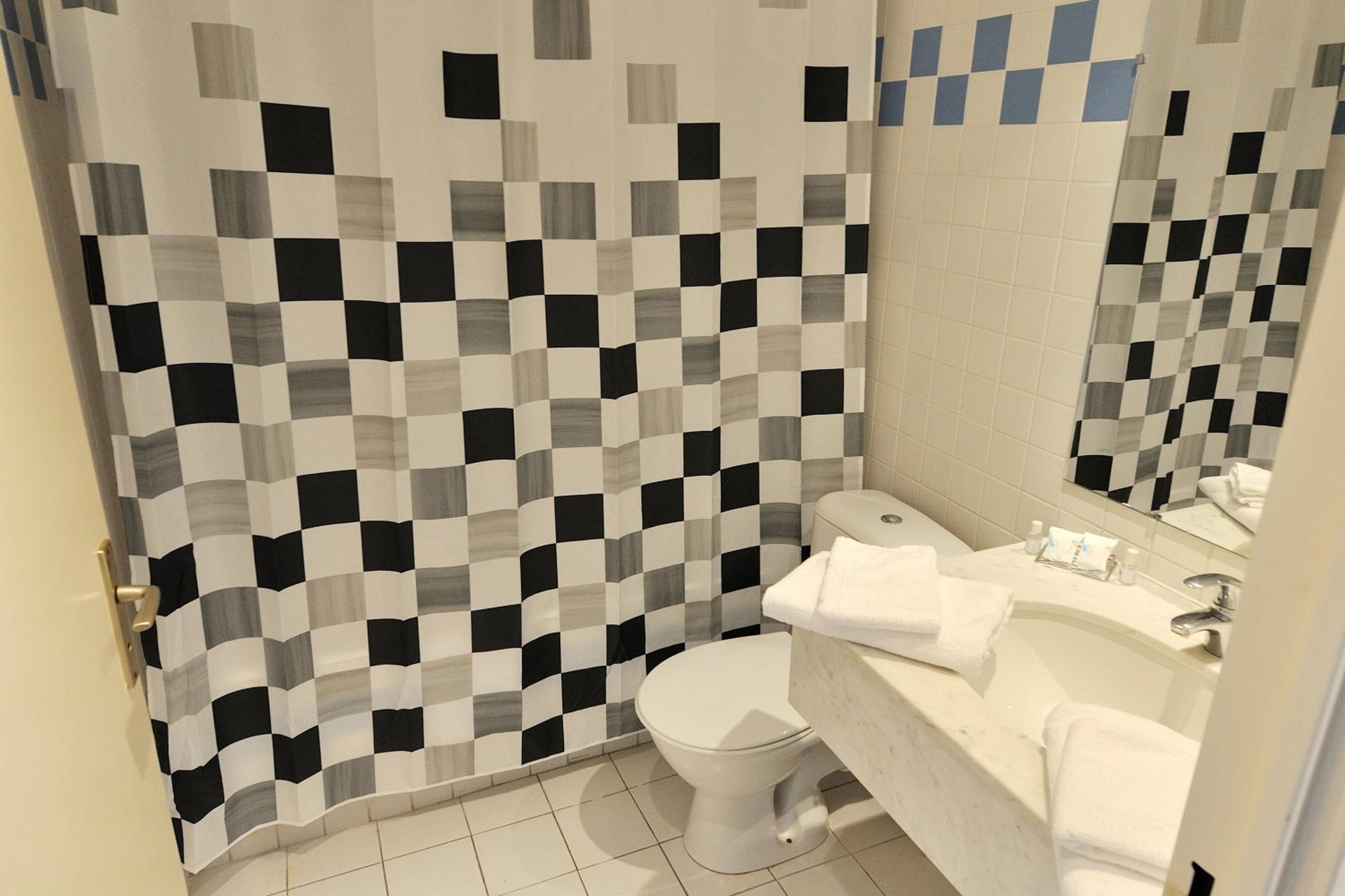 Economy Studio (2 Adults)