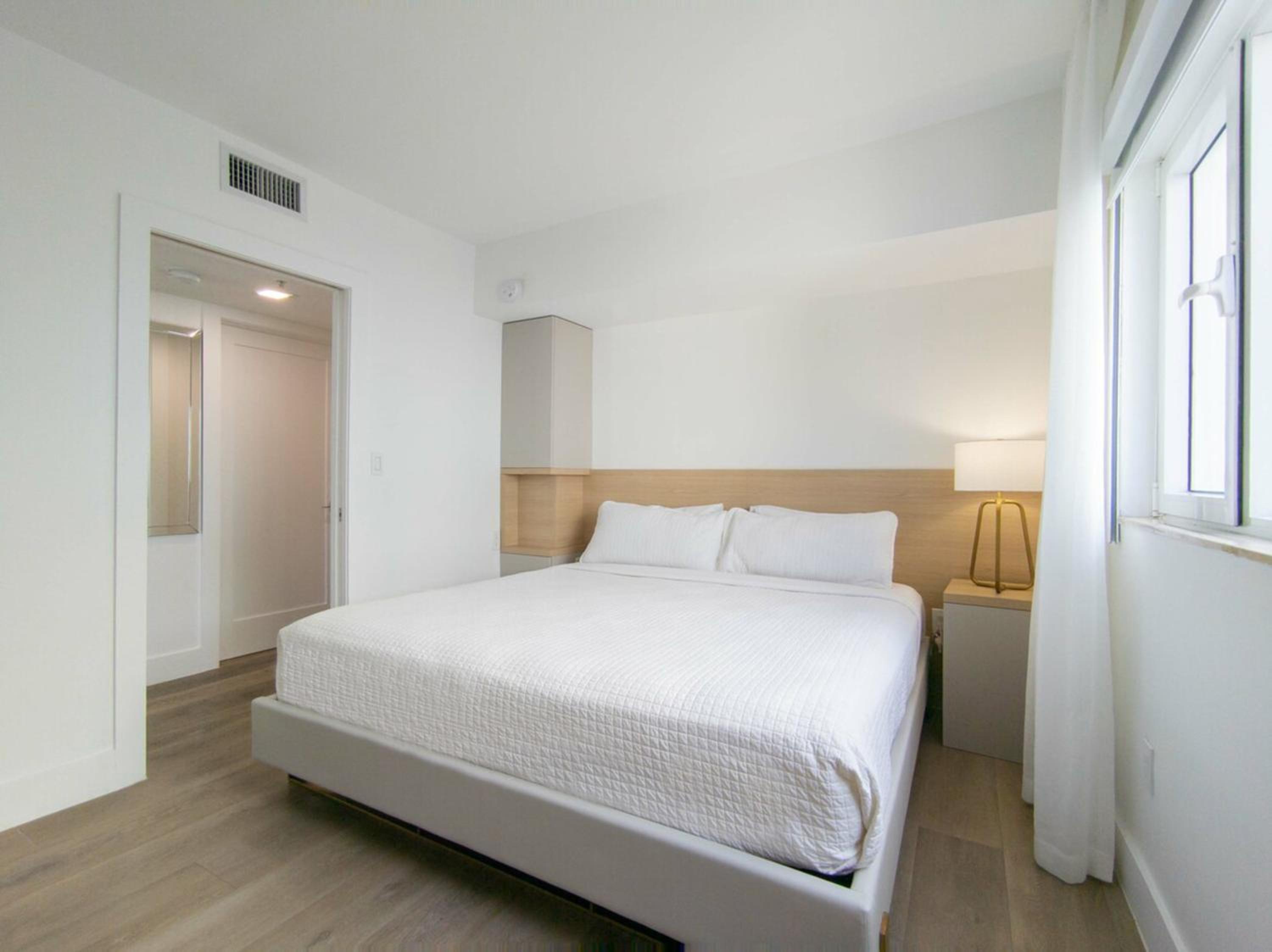 OCEAN VIEW ONE BEDROOM WITH BALCONY