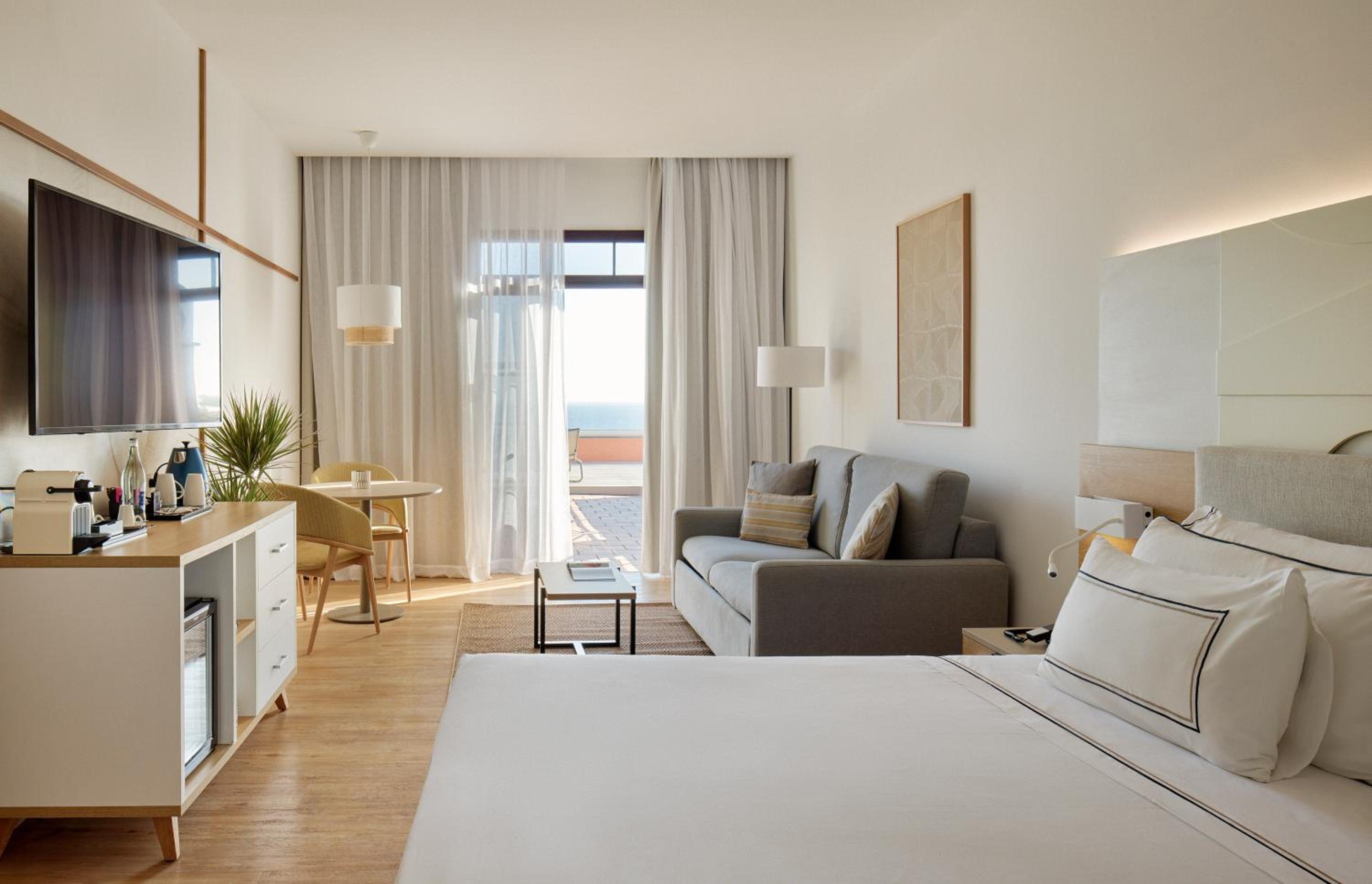 The Level Junior Suite Ocean View Solarium