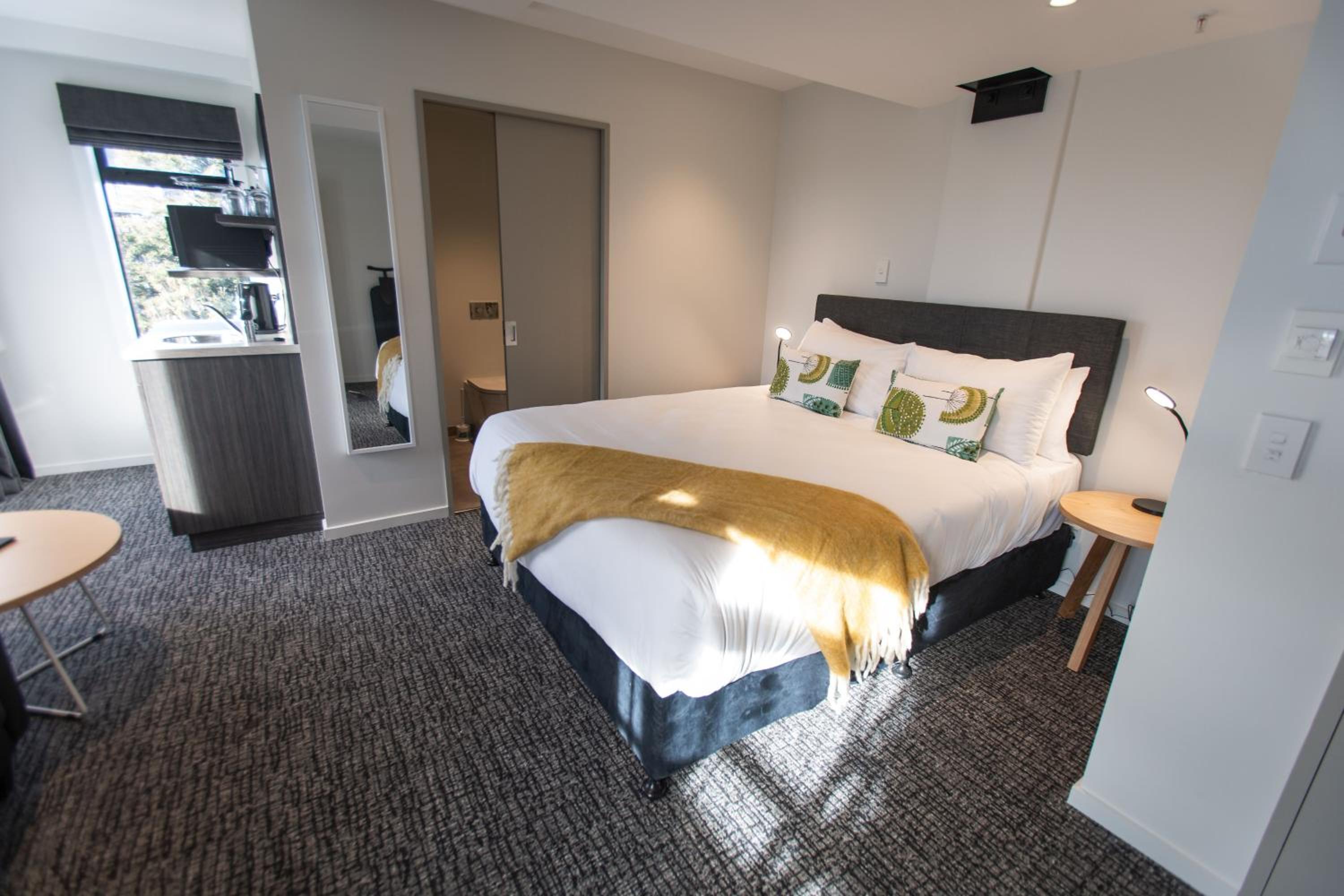  Executive Studio Apartment 