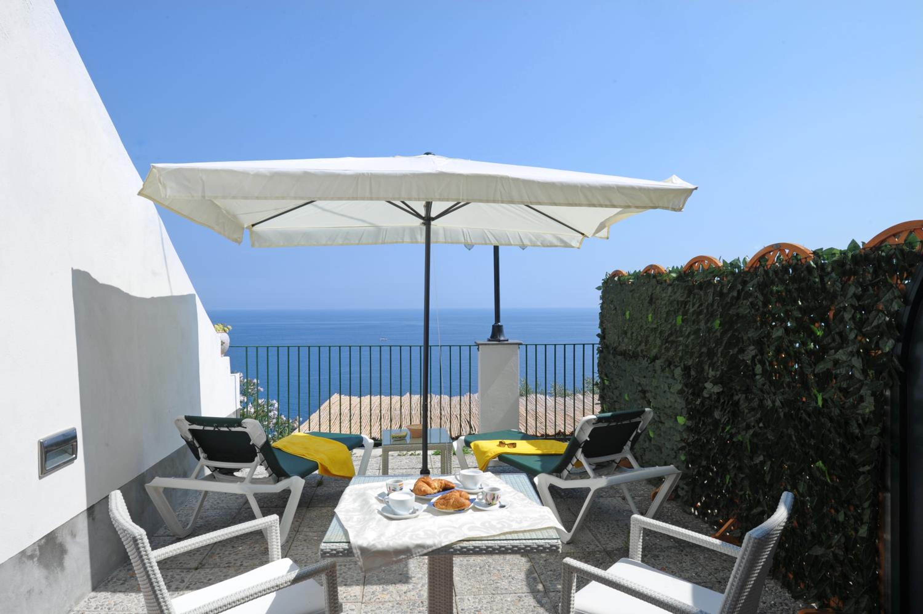 Deluxe Double Room with Sea View