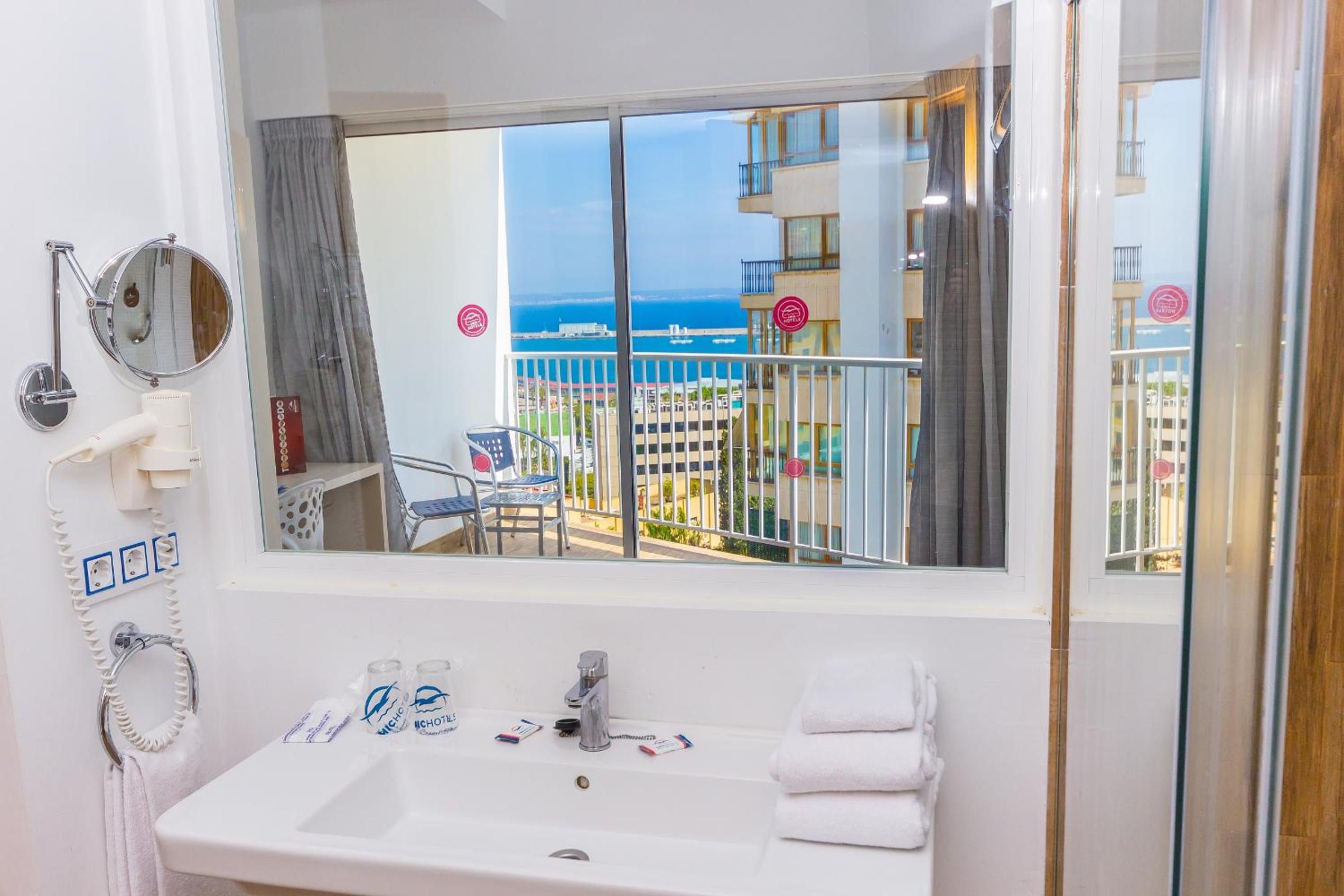 Single Room With Sea View