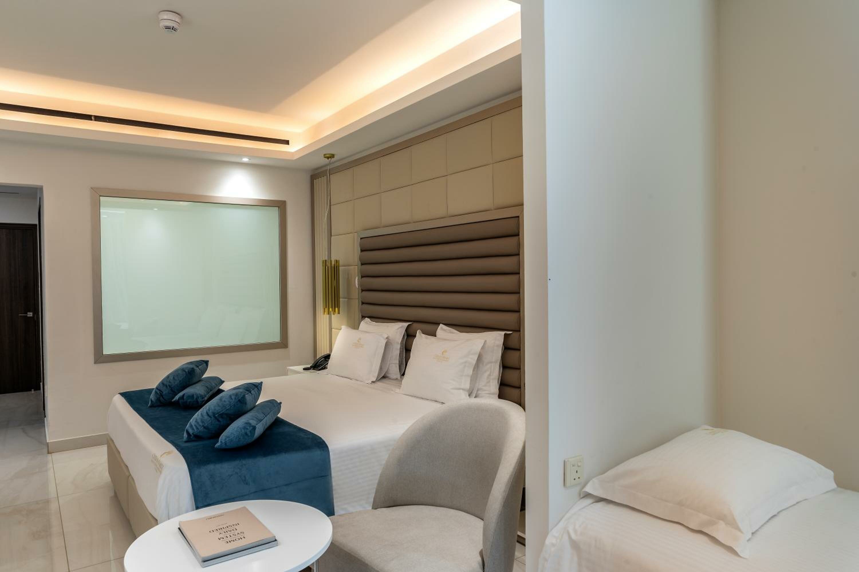 Family Room with Sea View