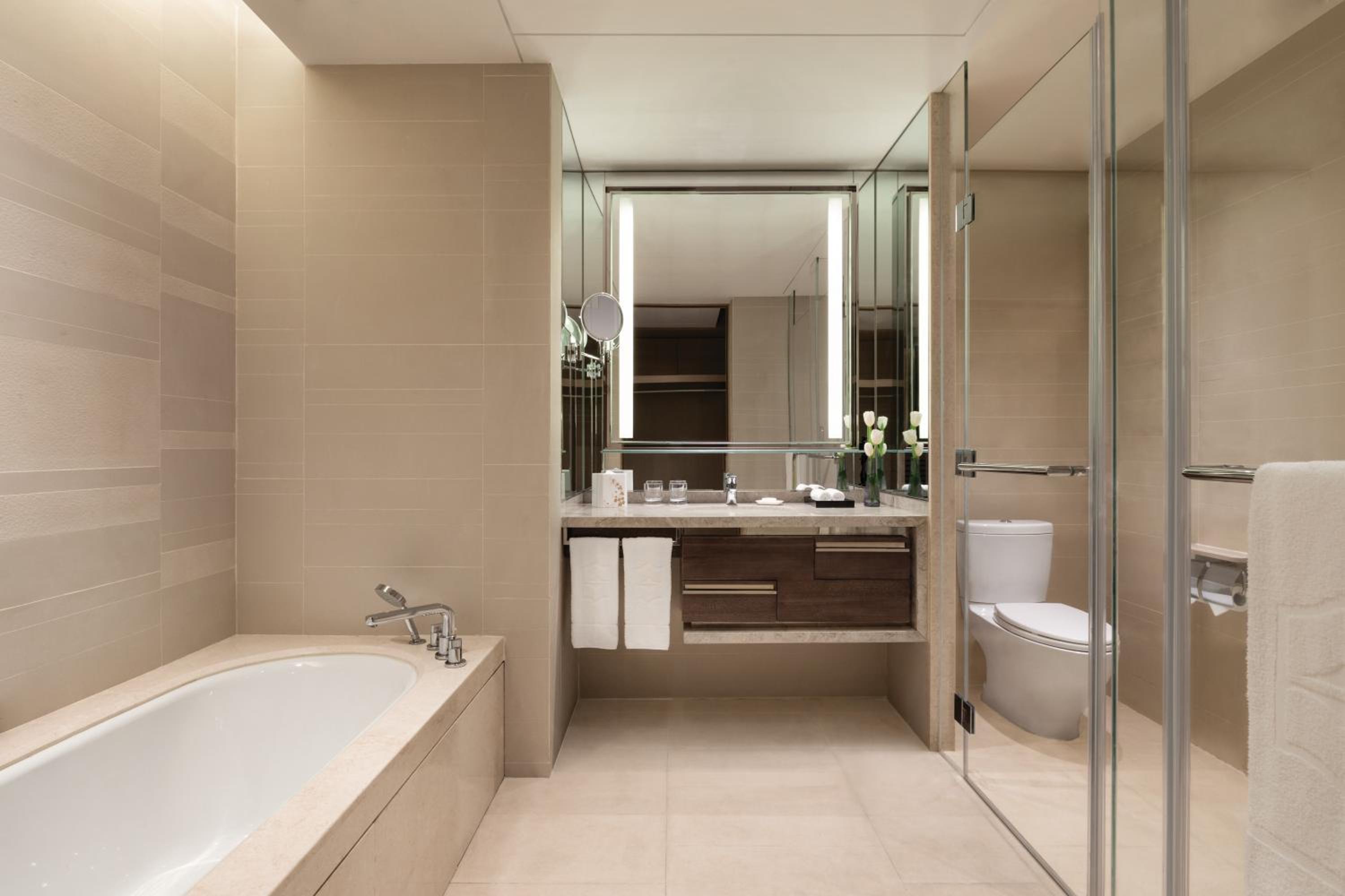 Deluxe City View King