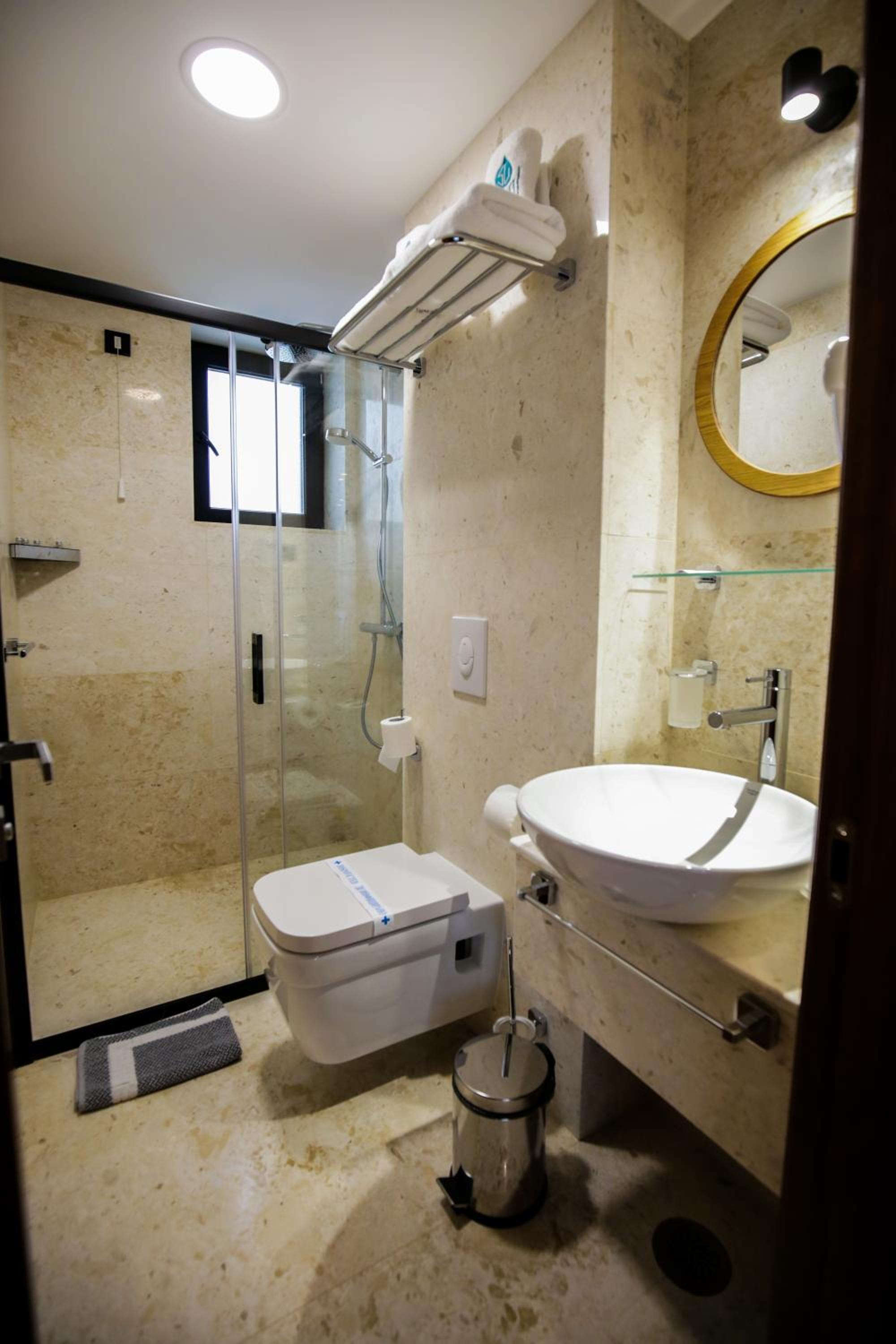 Suite with Lake View