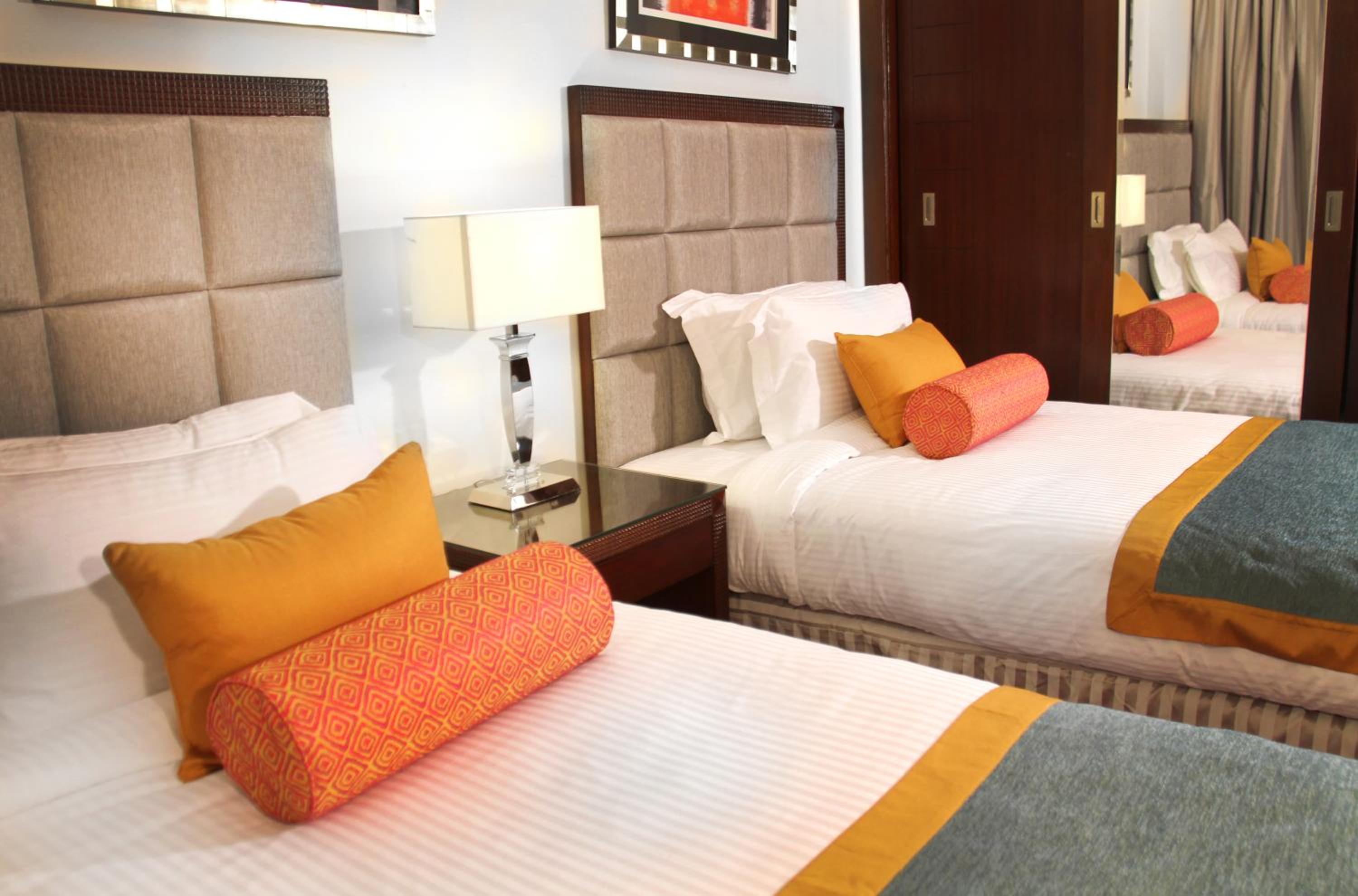 Deluxe Double or Twin Room with City View