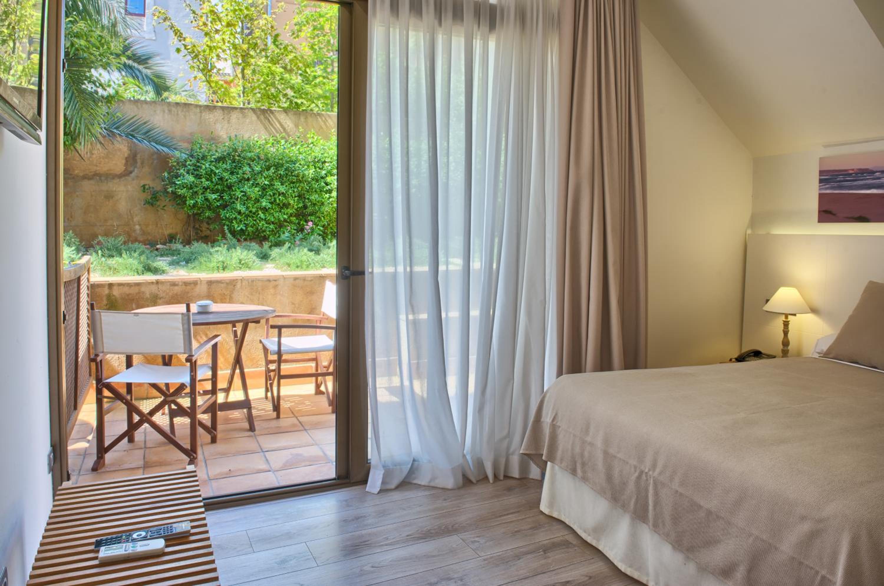 Double Room with Terrace