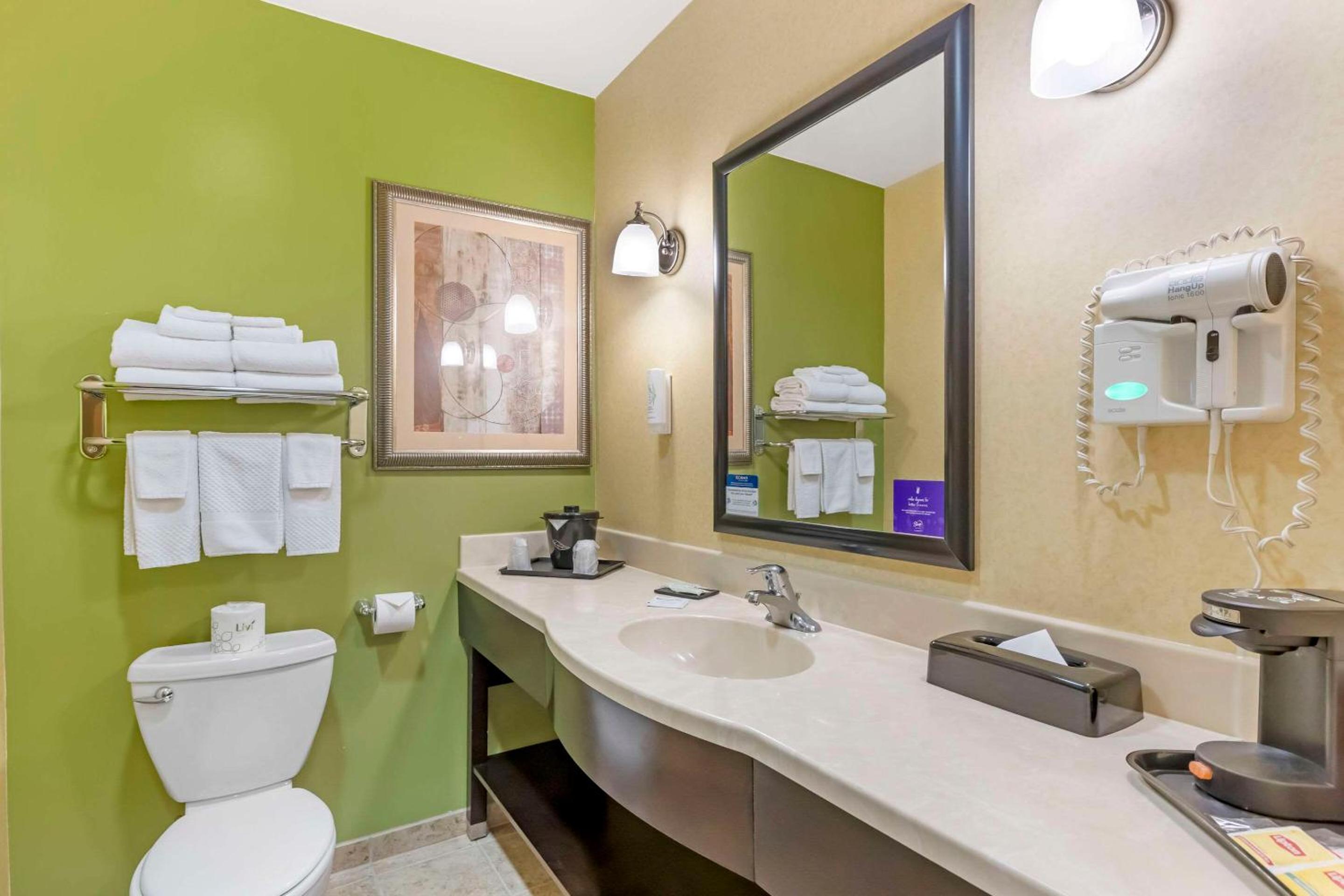 King Room - Non-Smoking