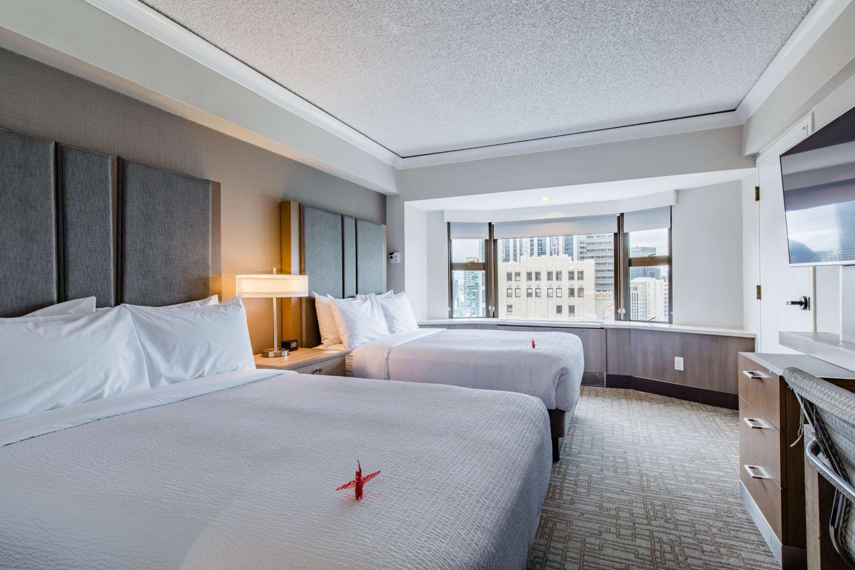 Executive Double Room with Two Double Beds and City View