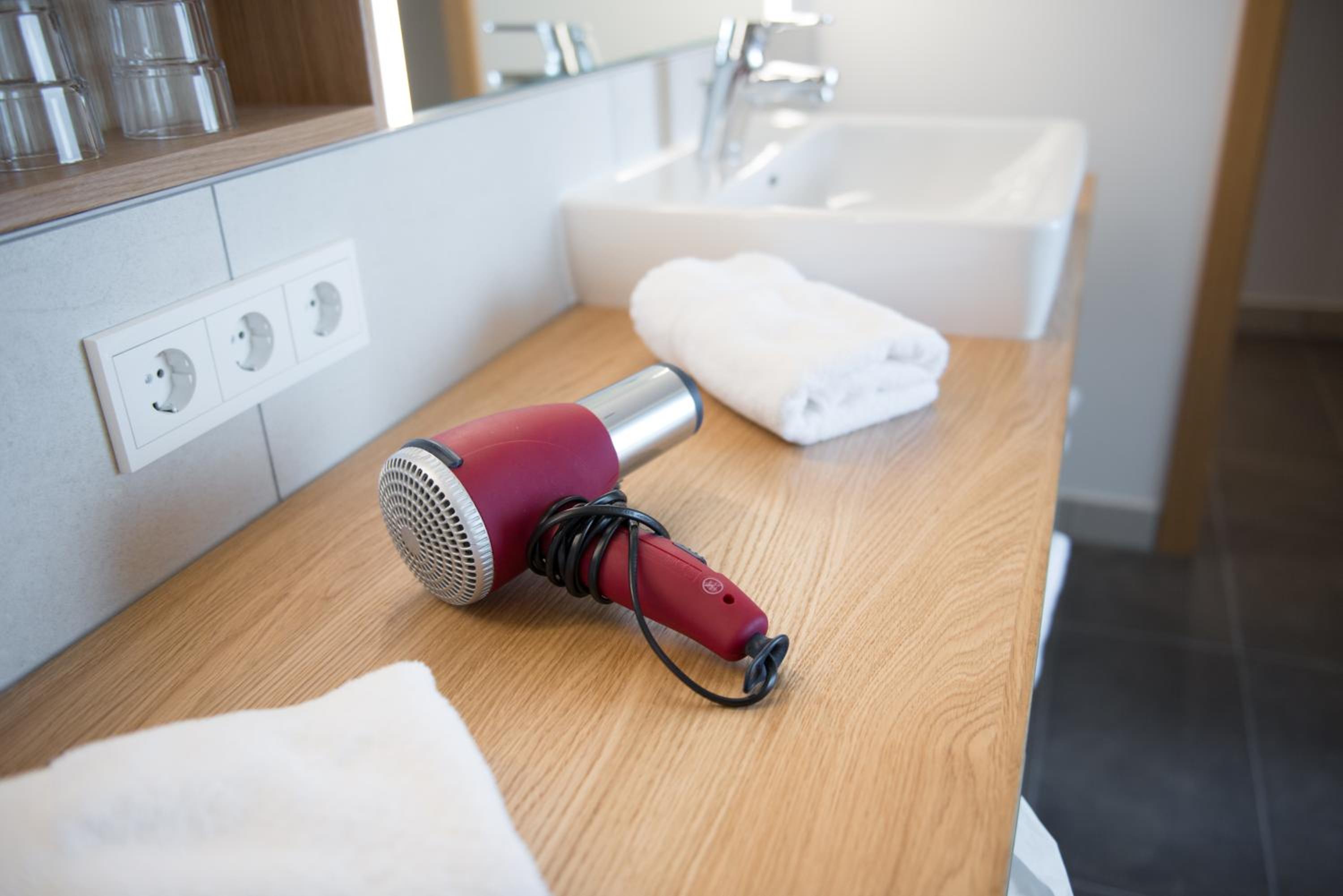 King Studio with Sofa Bed