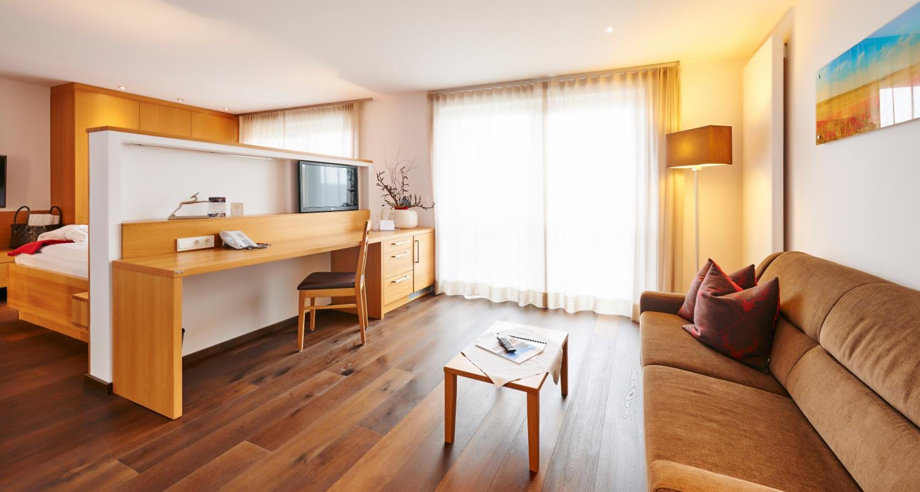 King Studio with Sofa Bed