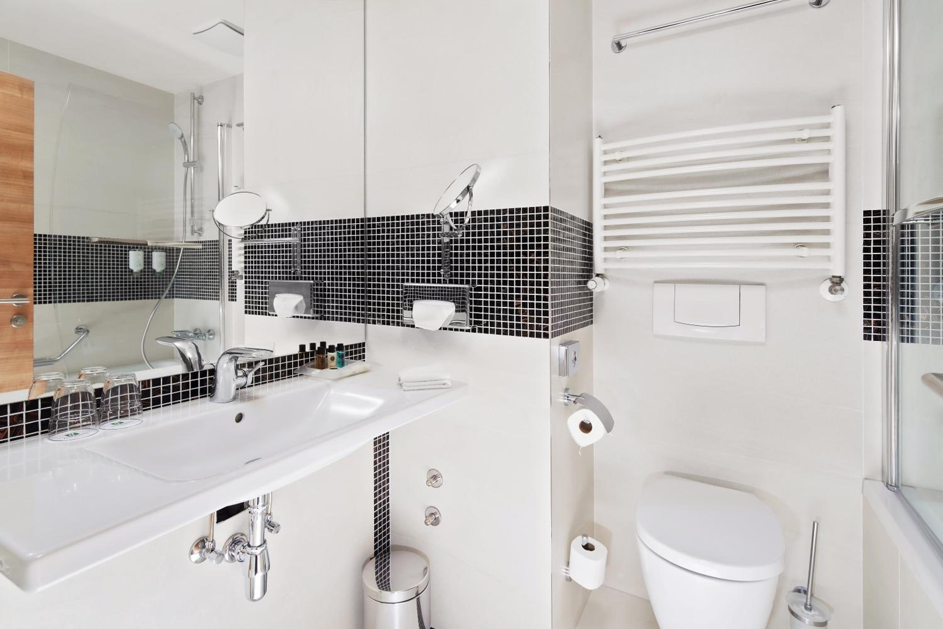 King Suite with Sofa Bed