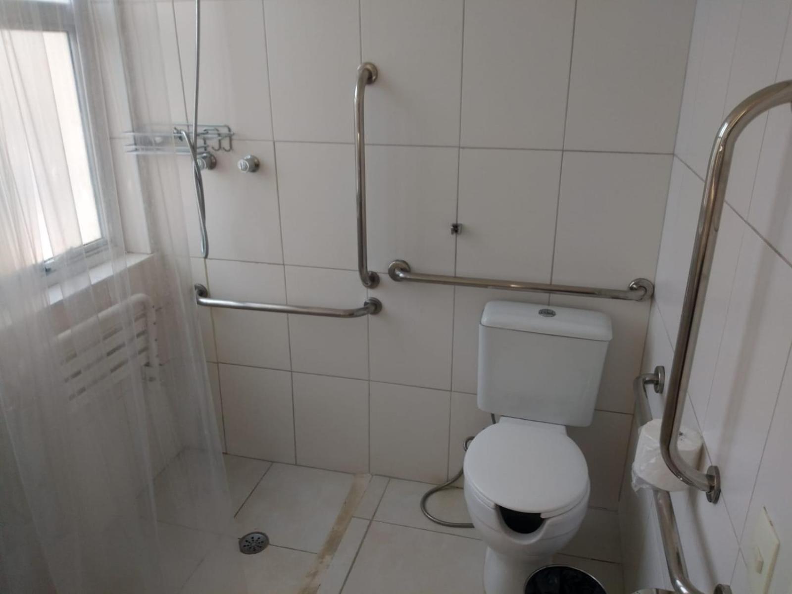 Queen Room - Disability Access