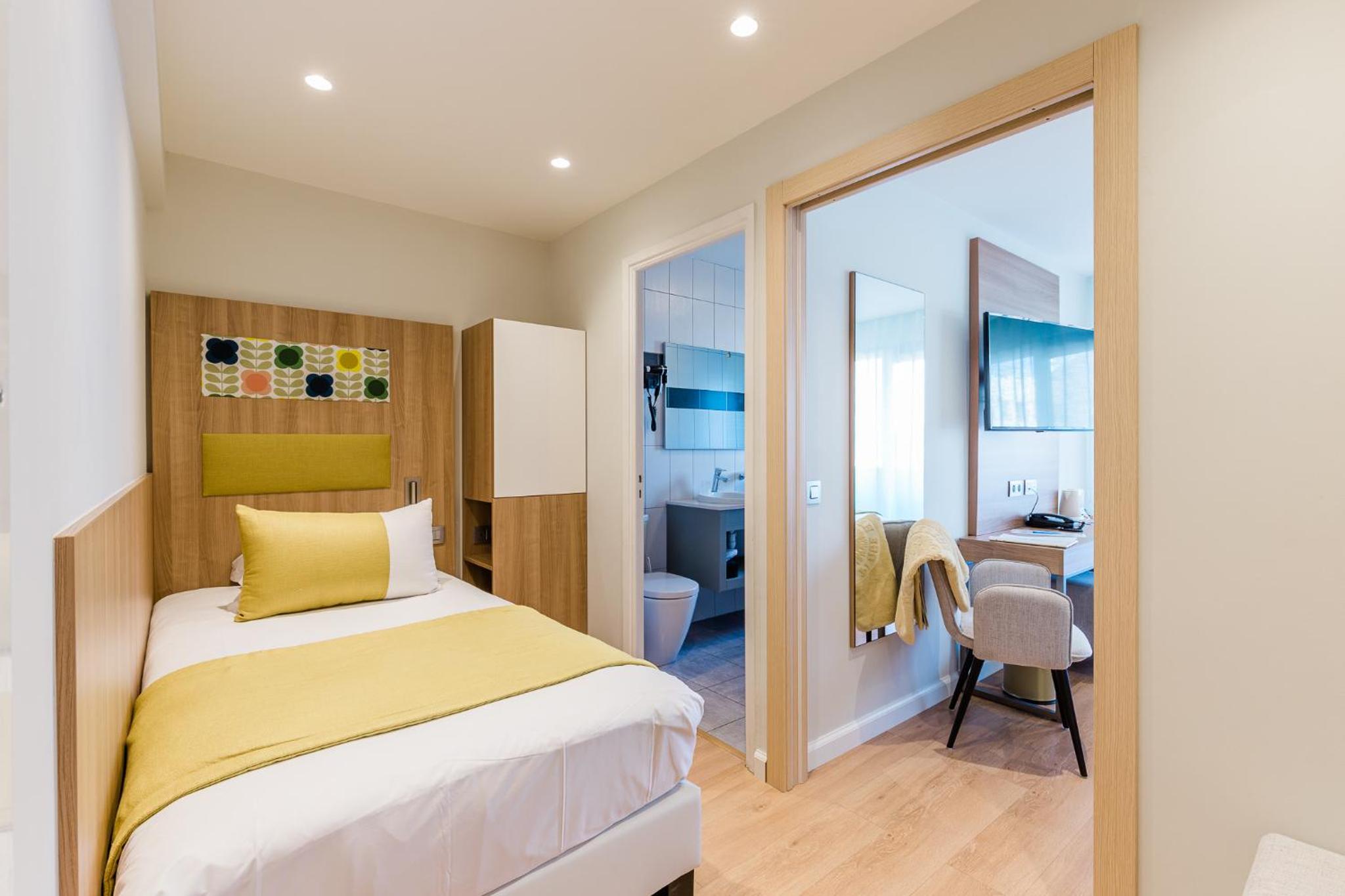 Superior Triple Room