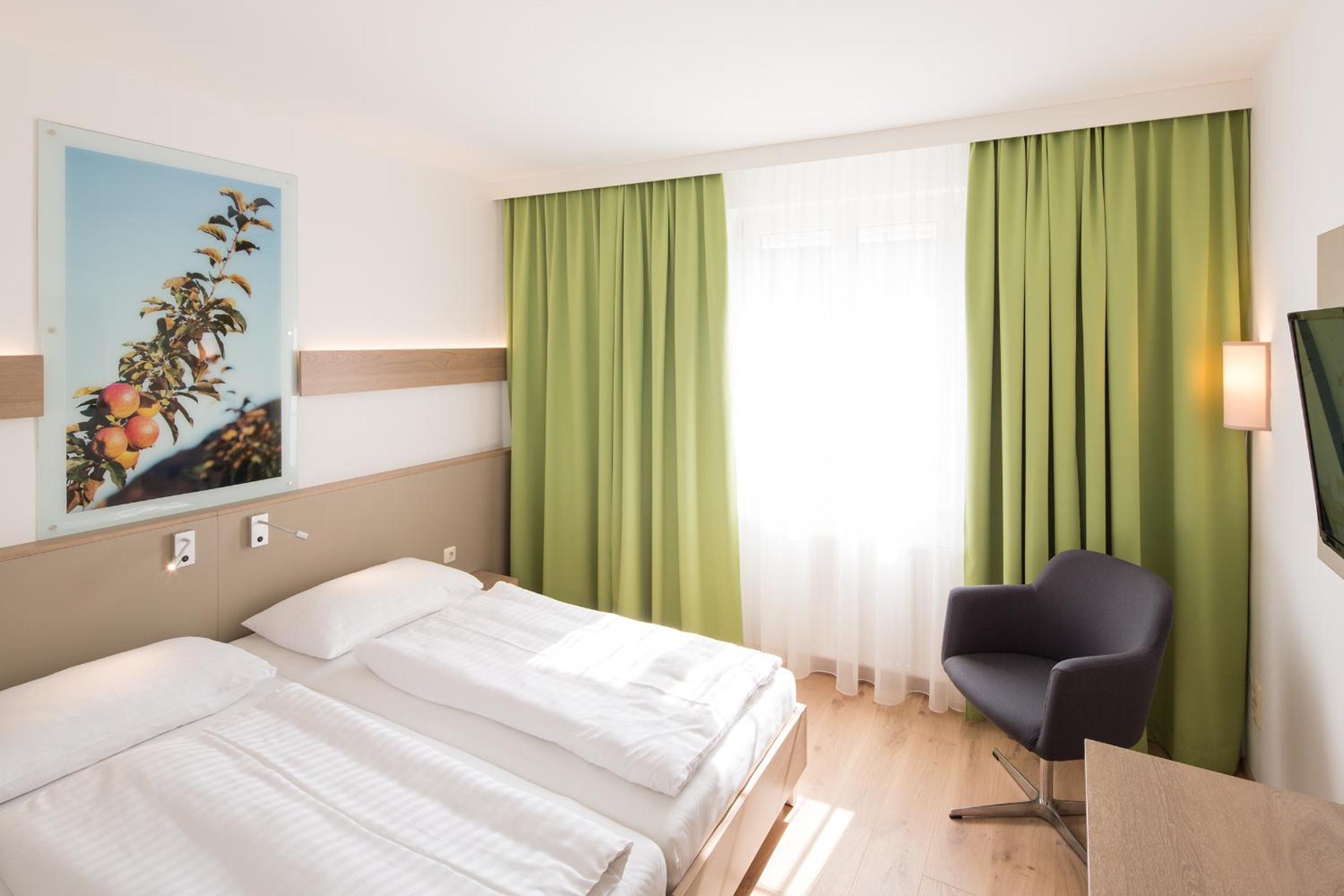 Comfort Double or Twin Room