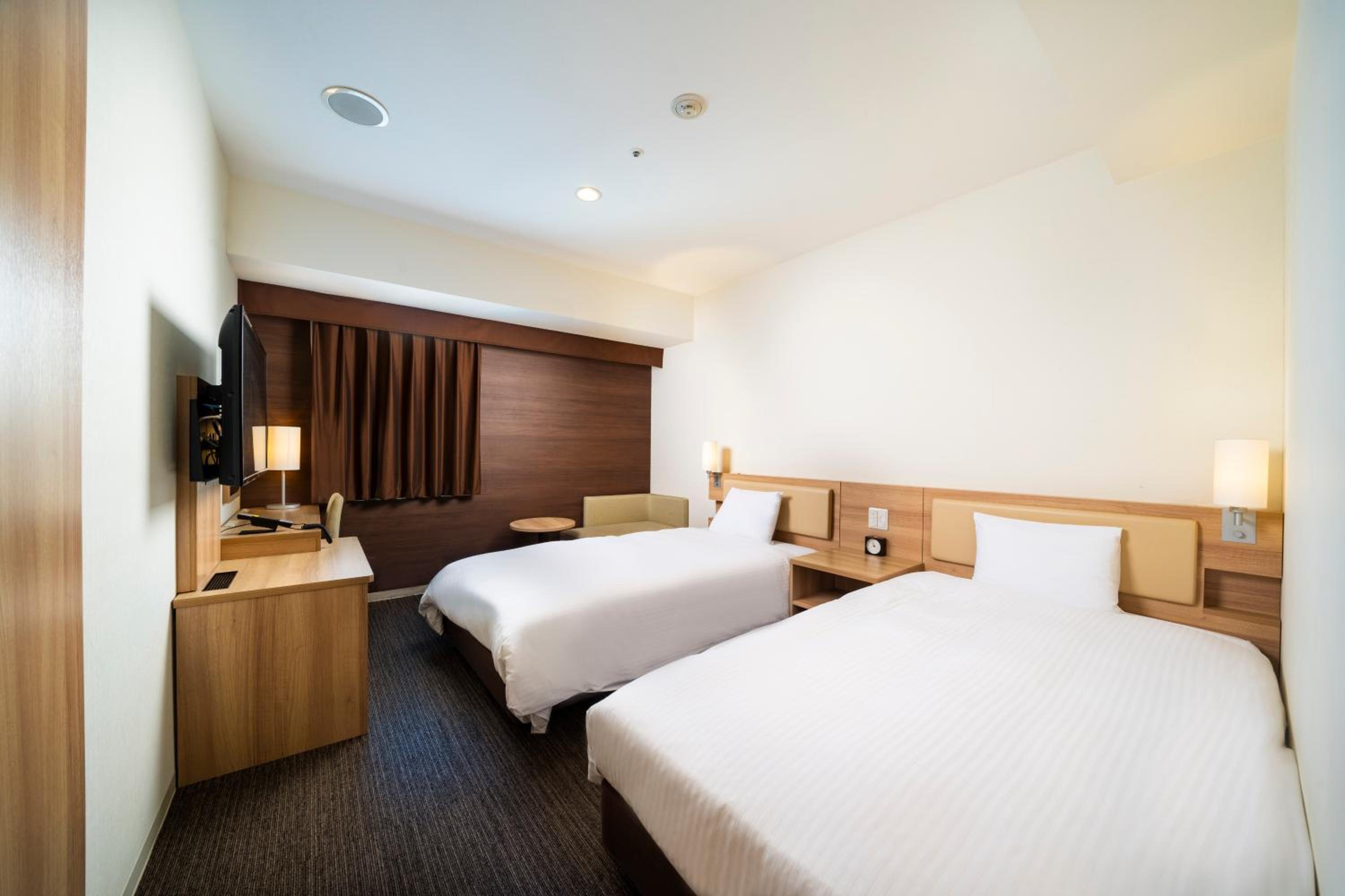 Twin Room - Non-Smoking