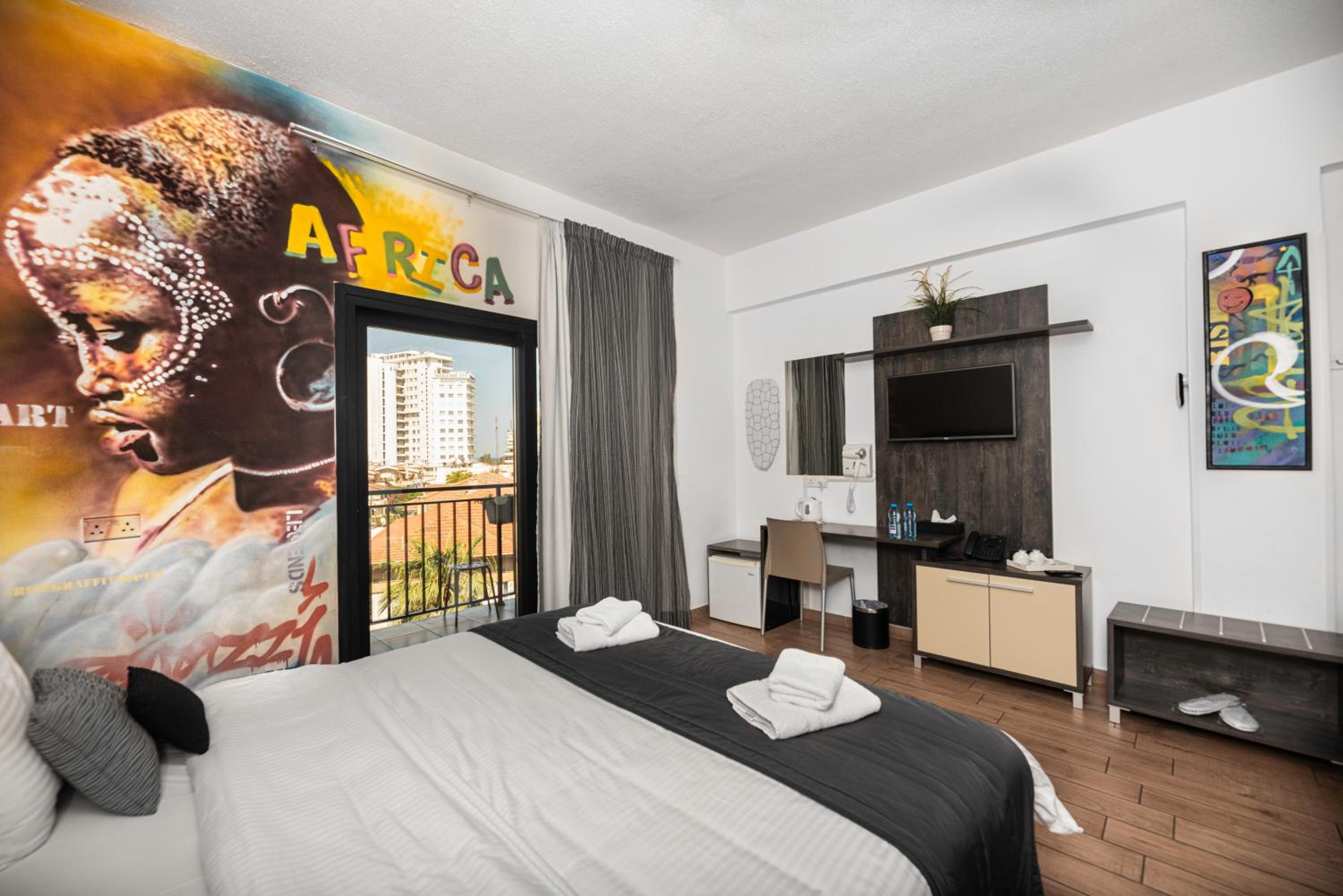 Deluxe Double or Twin Room