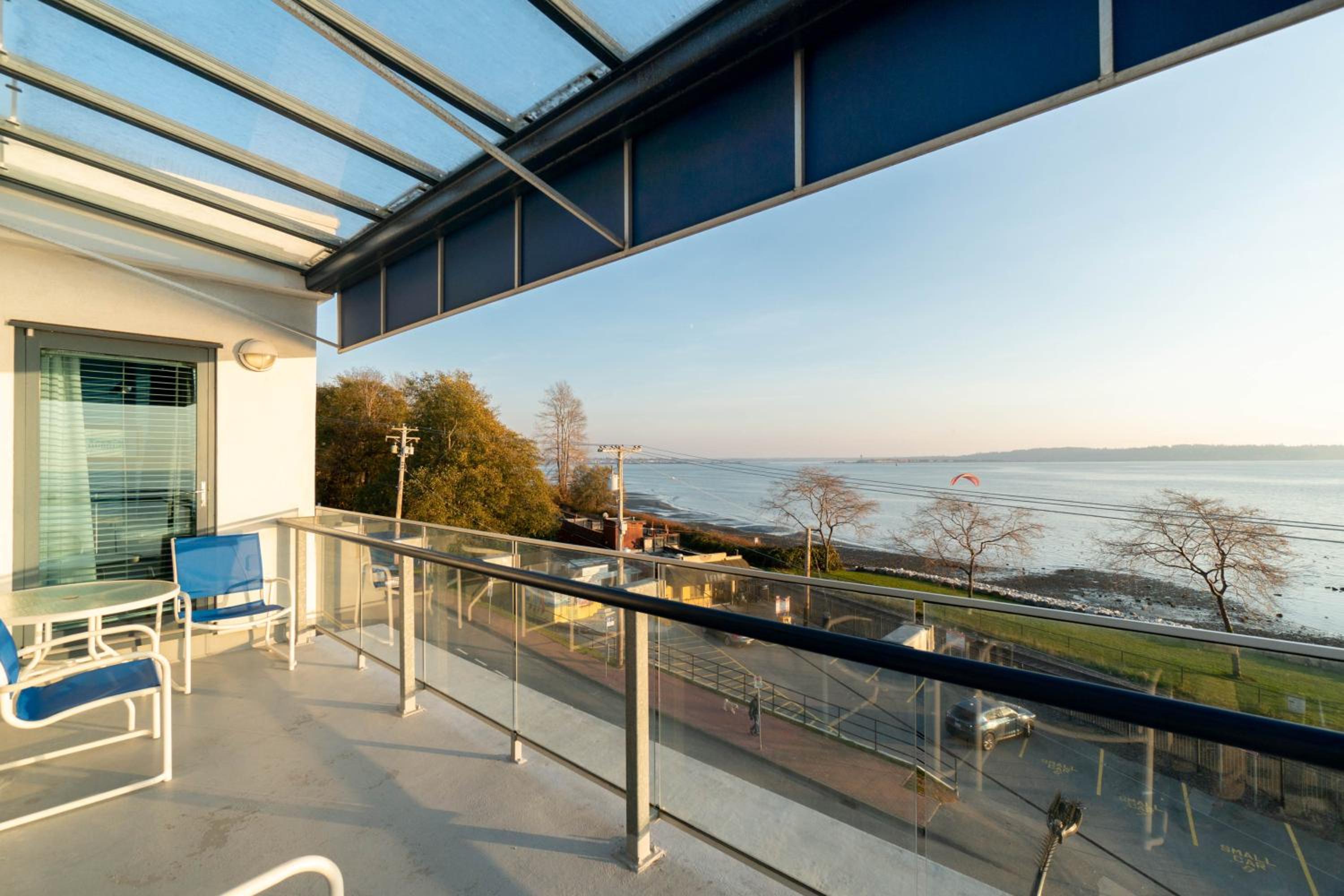 One-Bedroom Suite with Spa Bath