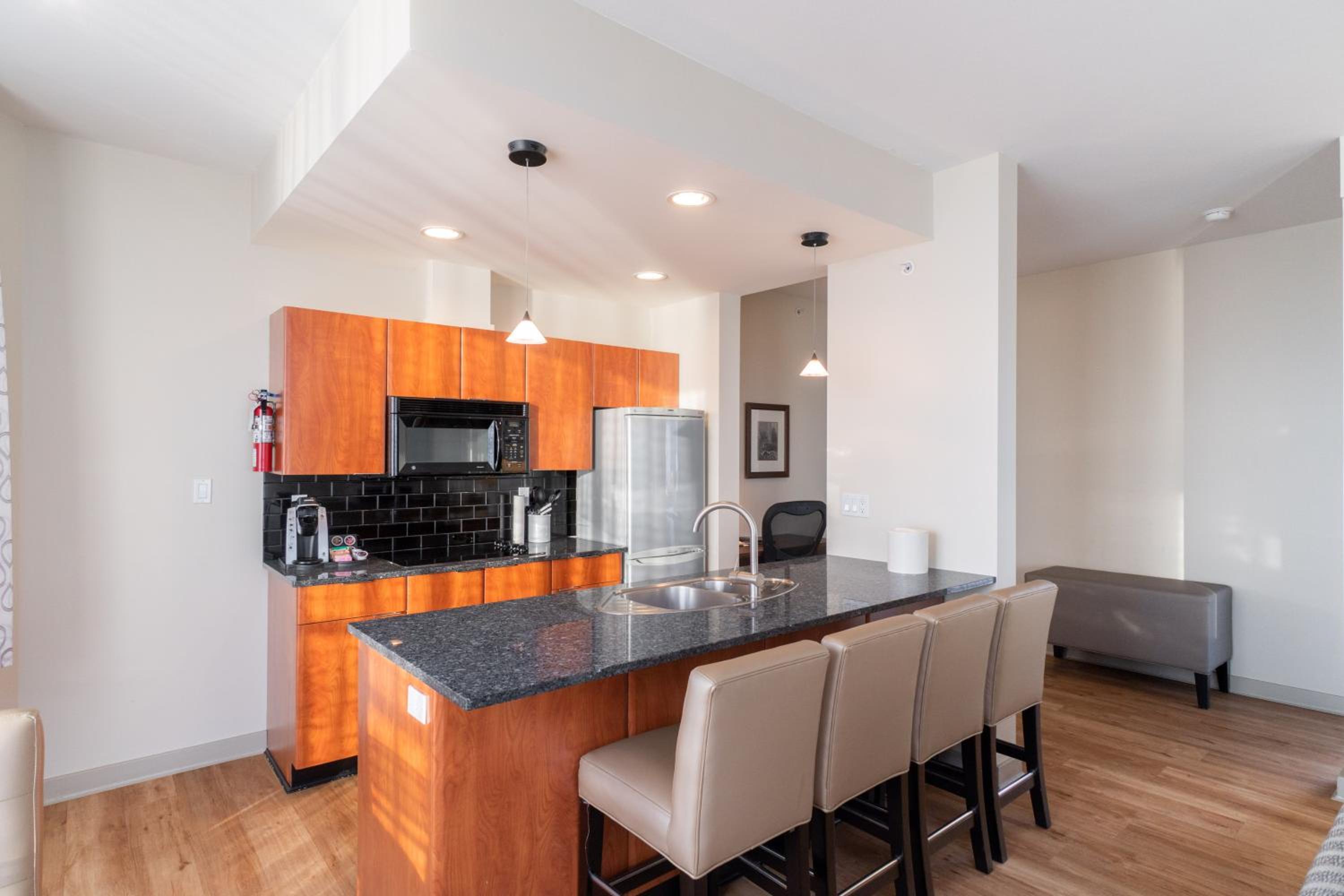 One-Bedroom Suite with Spa Bath