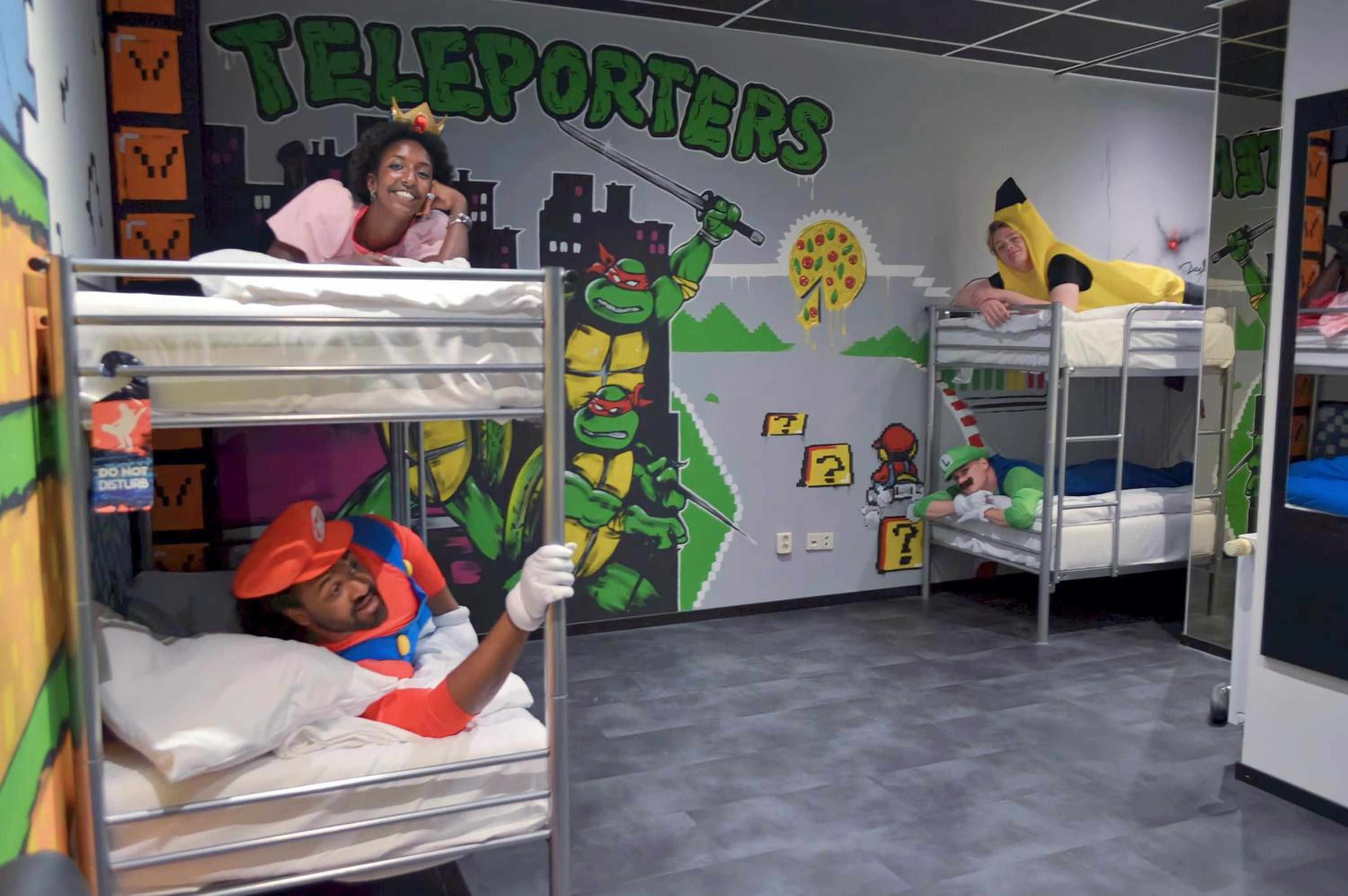 6-Person Studio with Game Theme