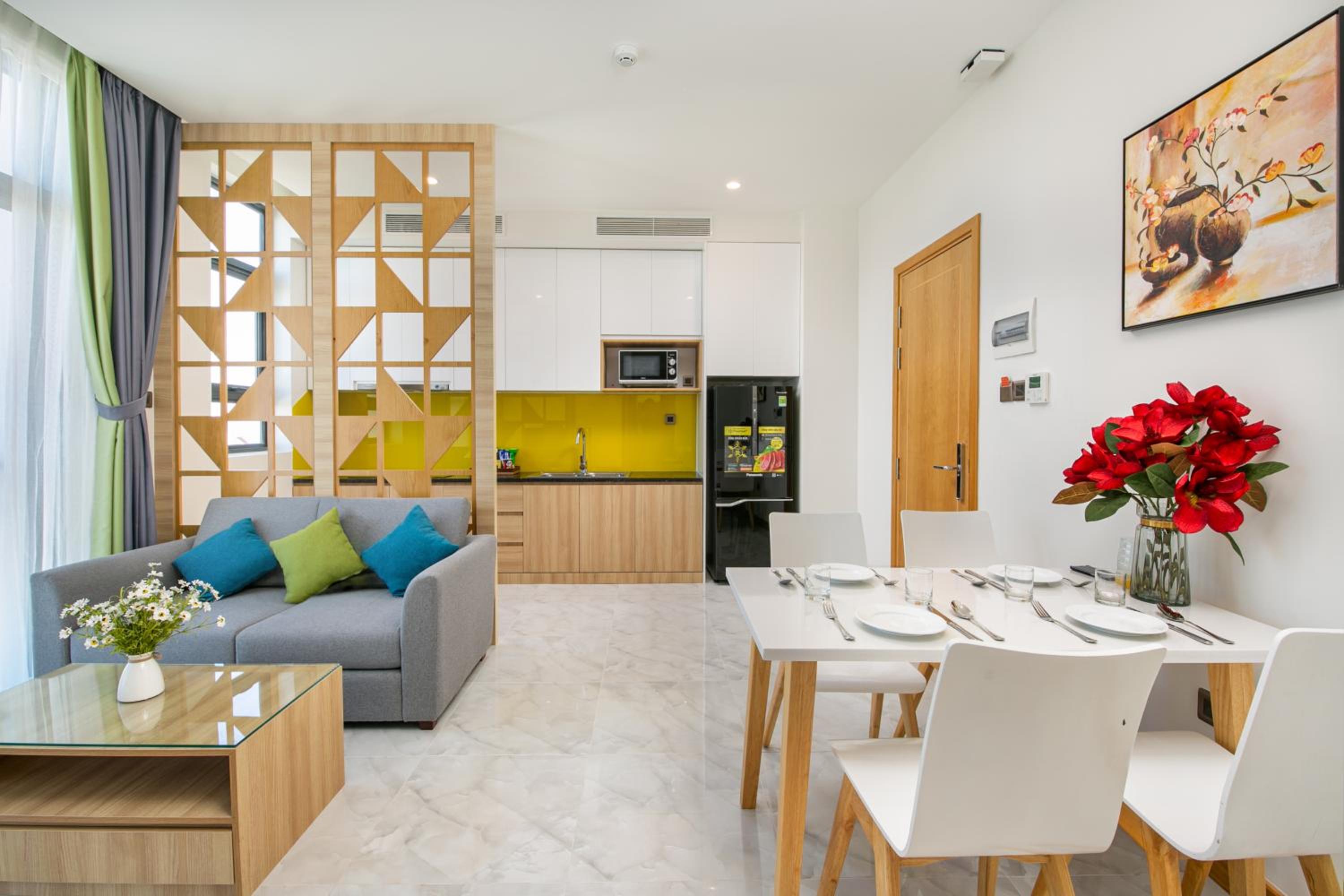 One-Bedroom Apartment