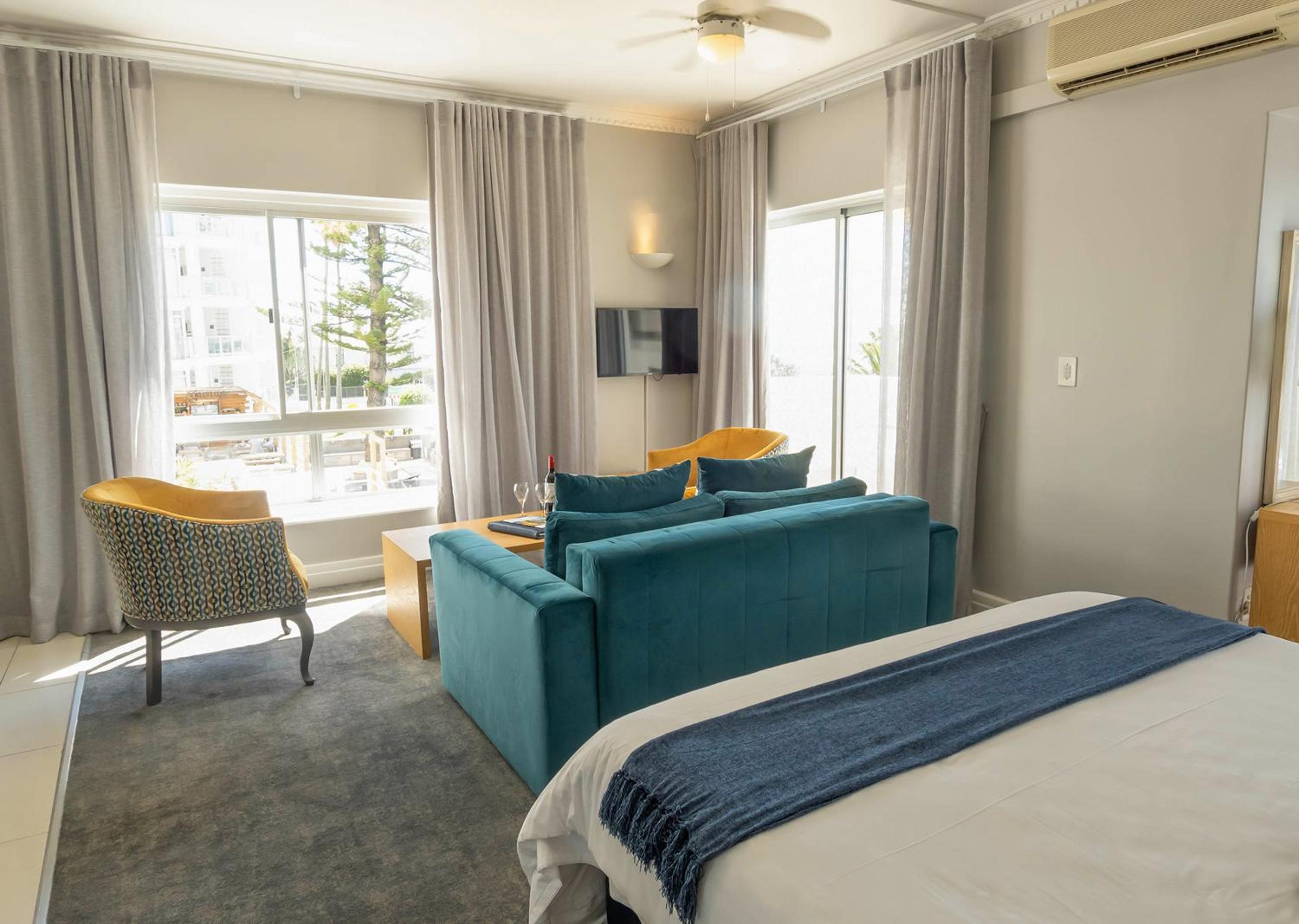 Studio with Sea View