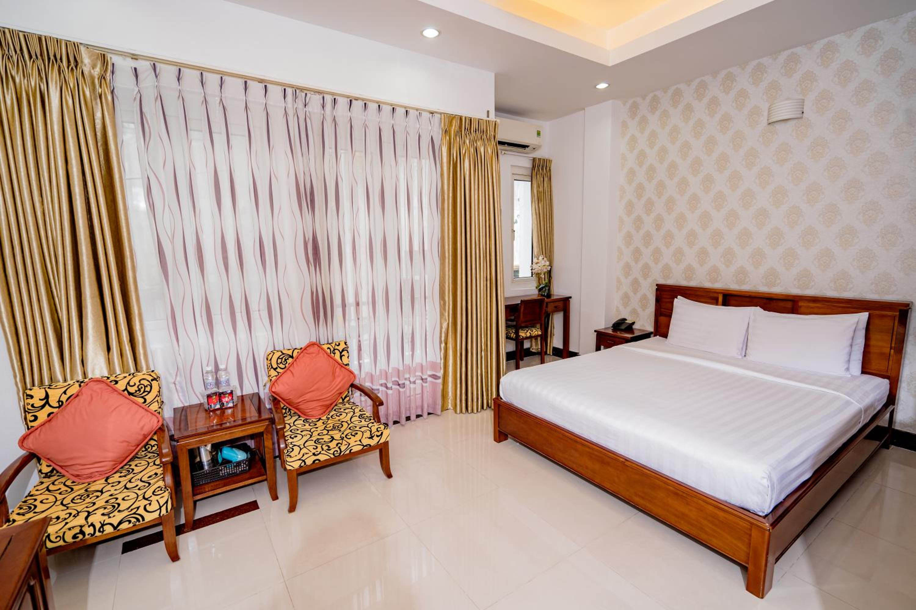 Suite with Balcony