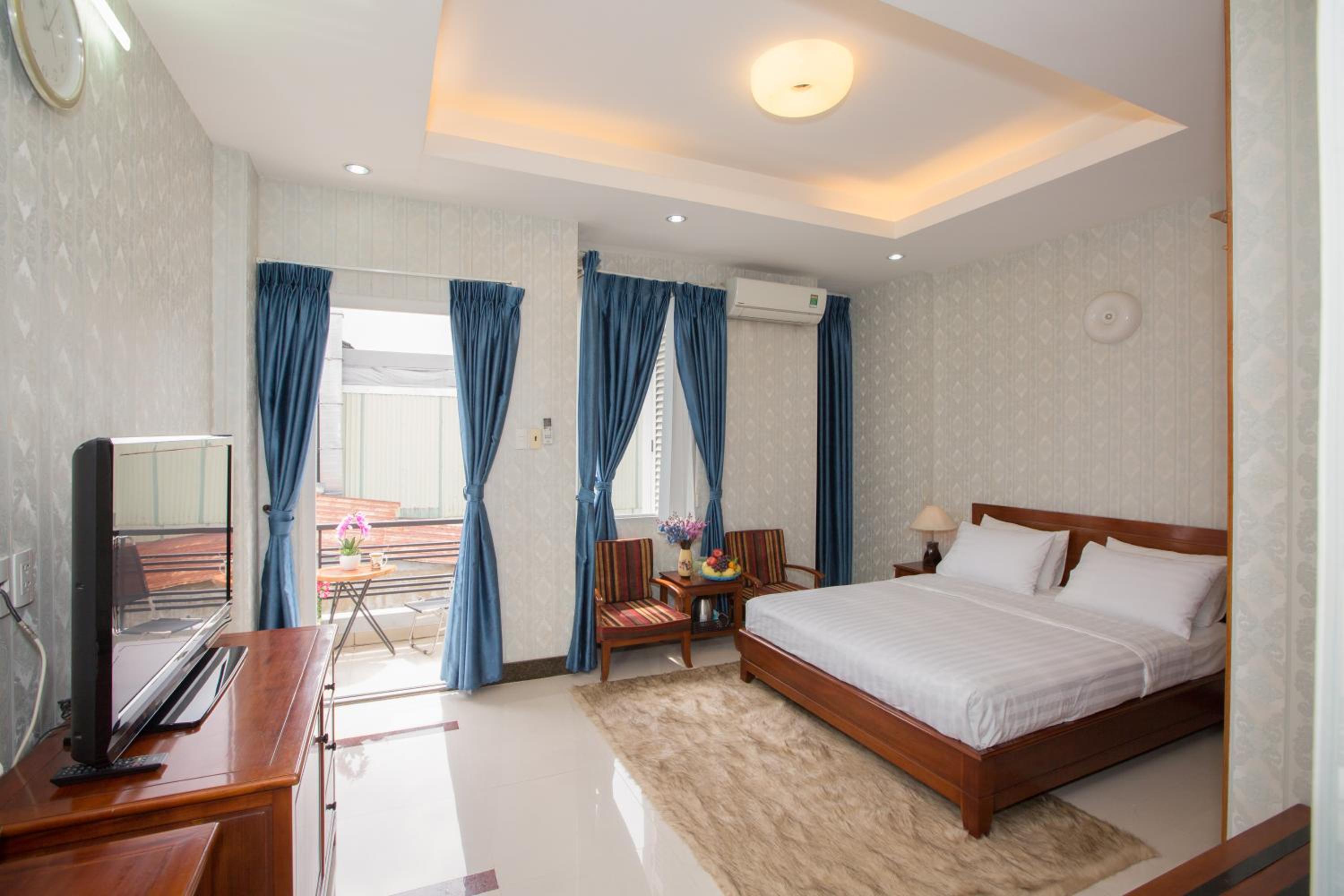 Suite with Balcony
