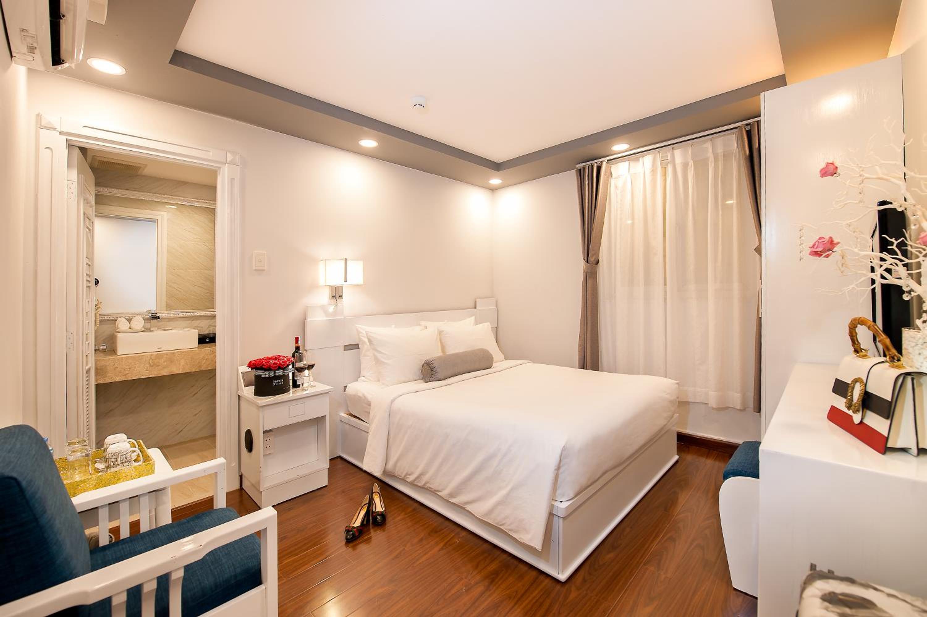 Deluxe Room with City View