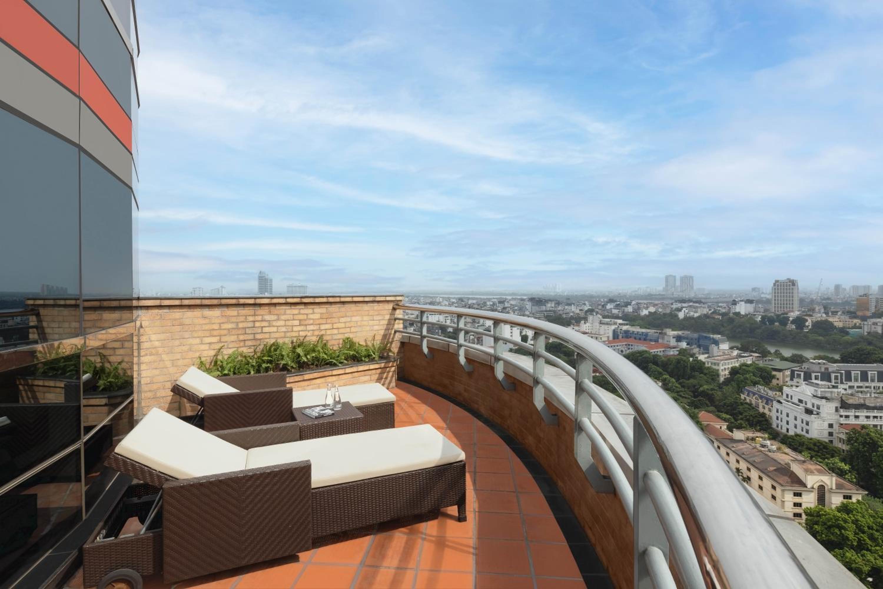 The Level Suite with Balcony