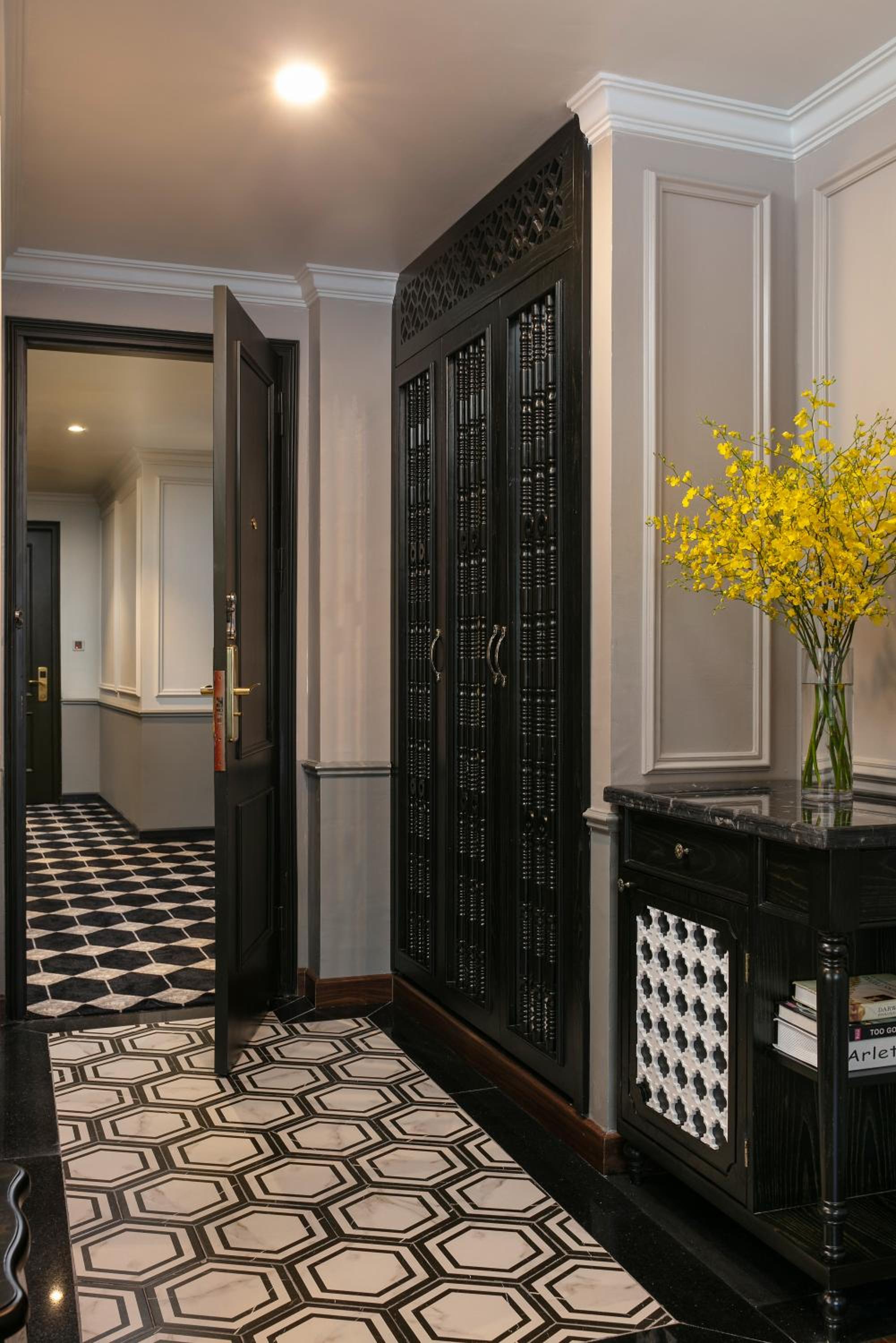 Imperial Suite with City View