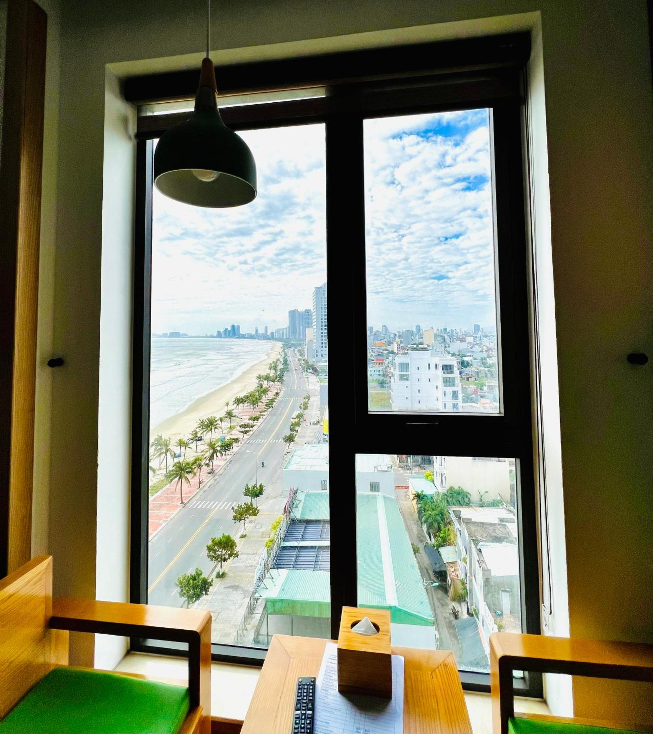 Two-Bedroom Apartment with City View