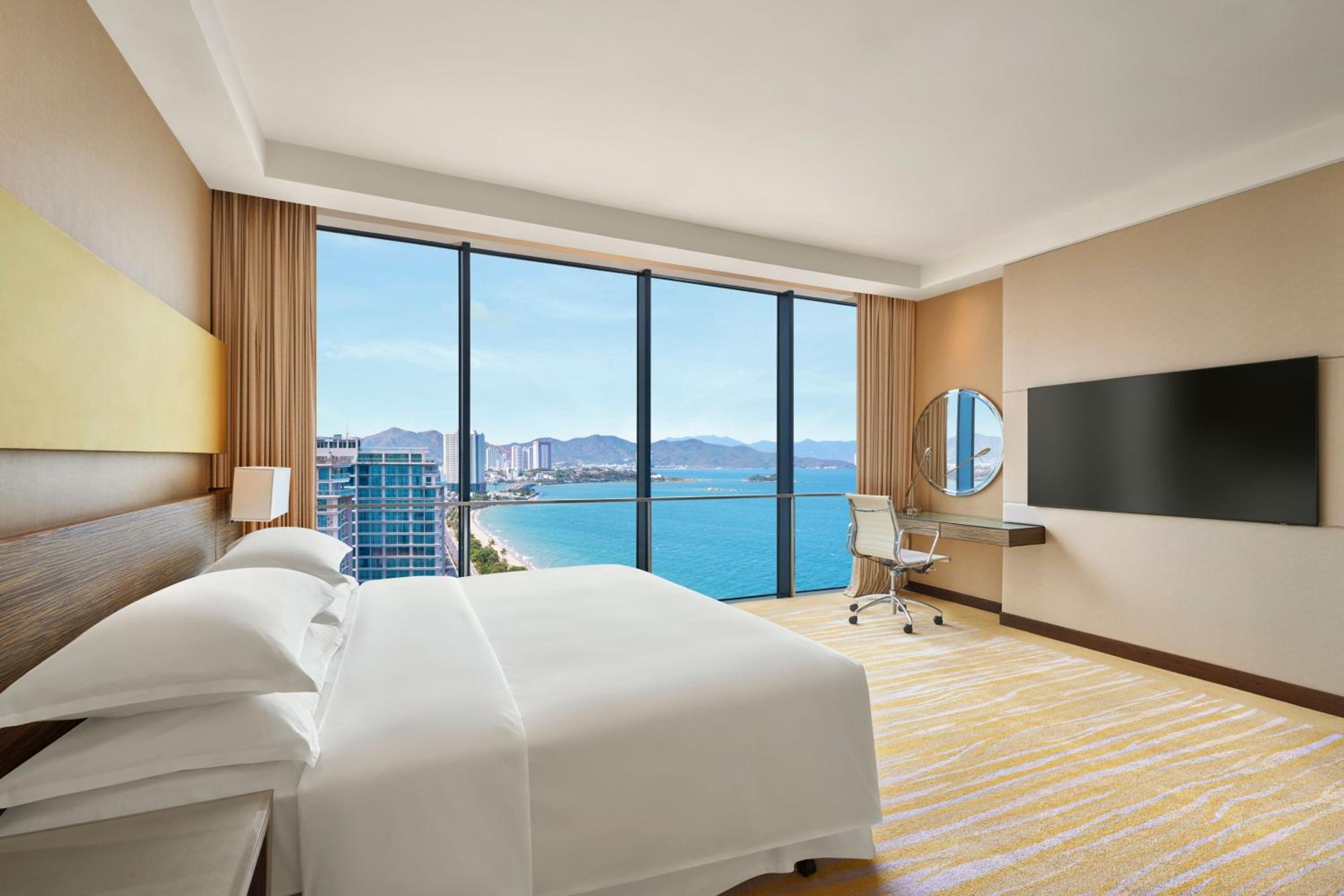 Two-Bedroom Apartment with Ocean View - High Floor