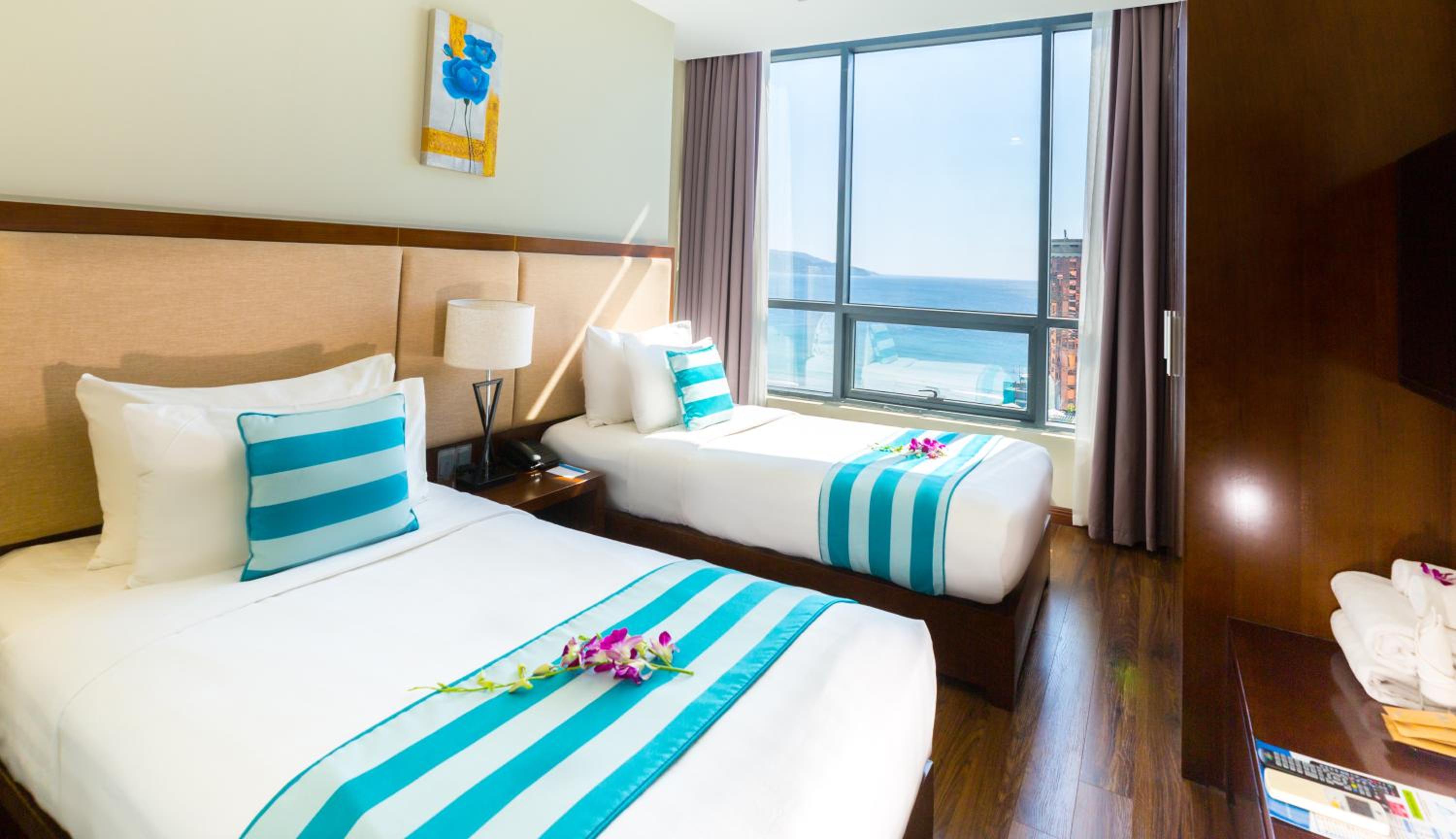 Grand Suite with Sea View - Two Bedroom