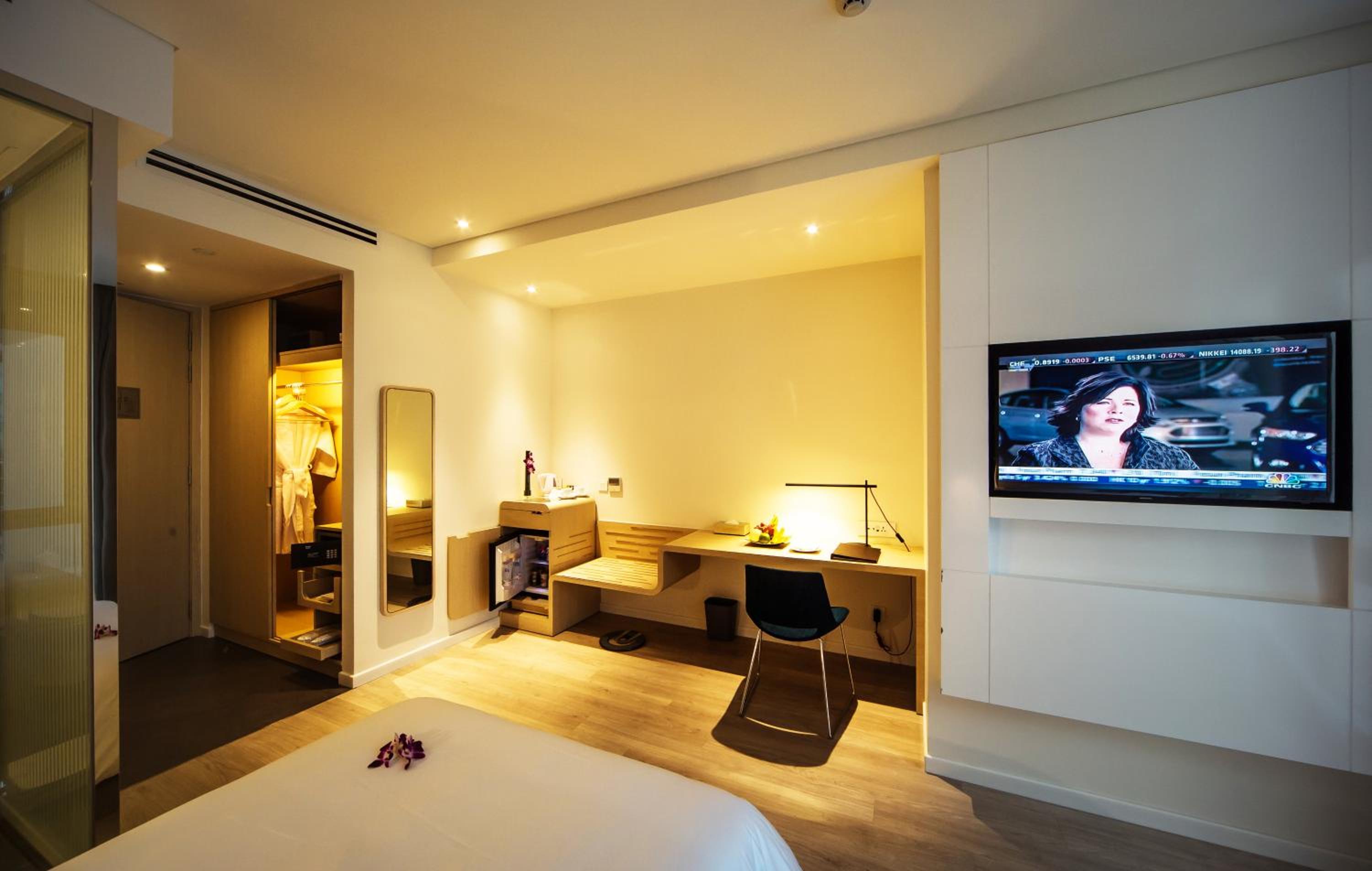 Deluxe Double or Twin Room