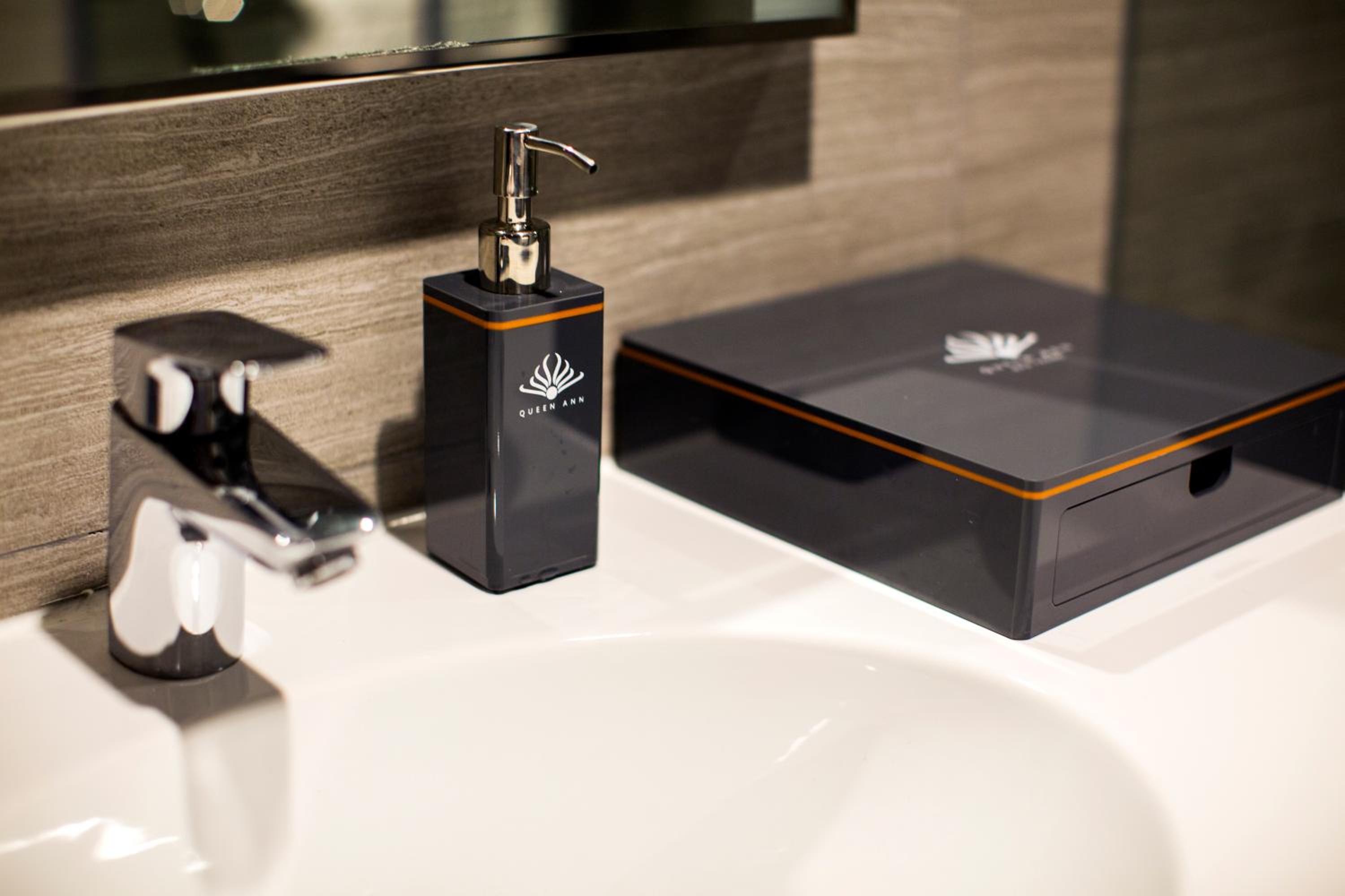 Superior Twin Room (No Windows)