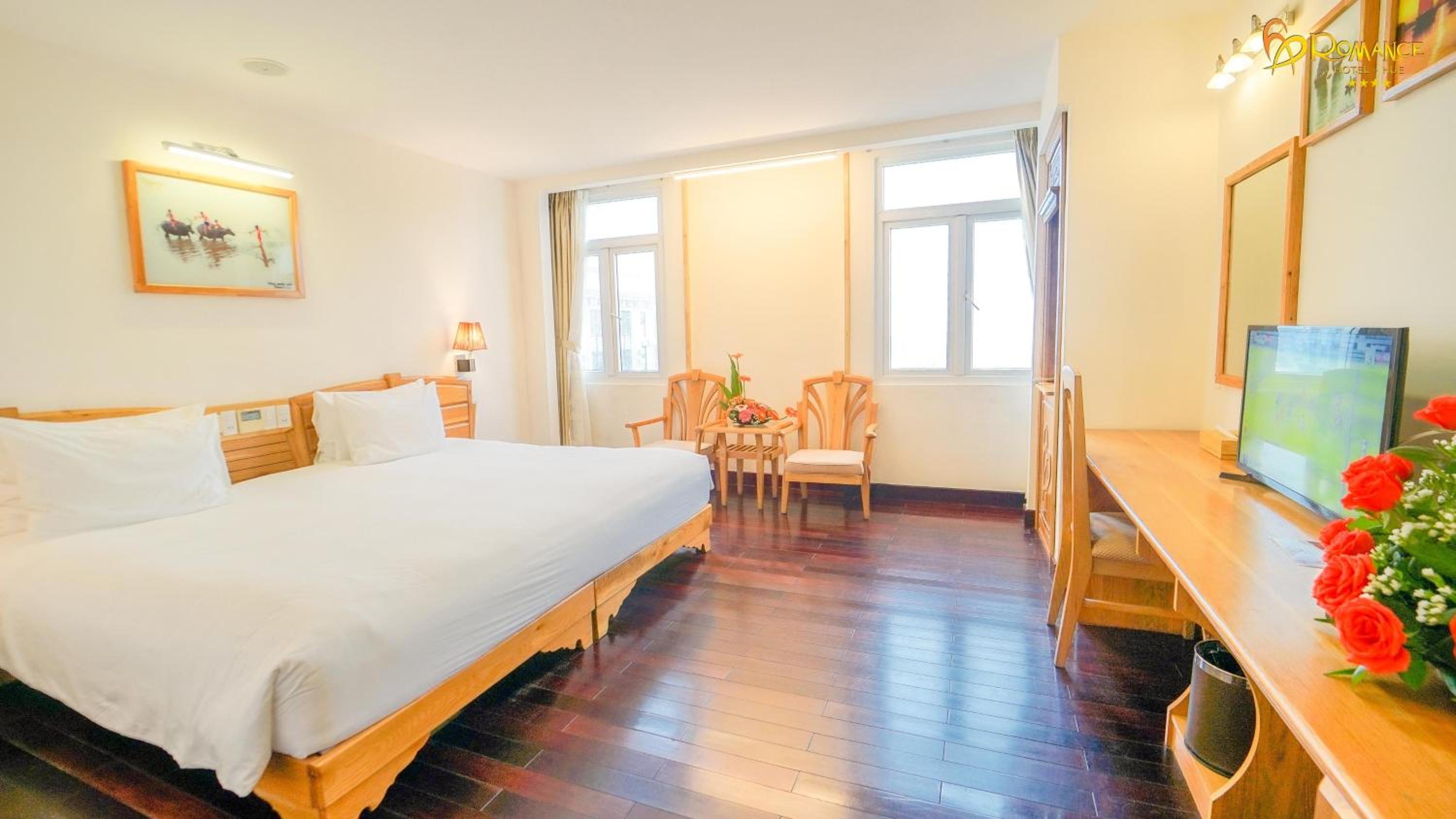 Deluxe Double or Twin Room with City View