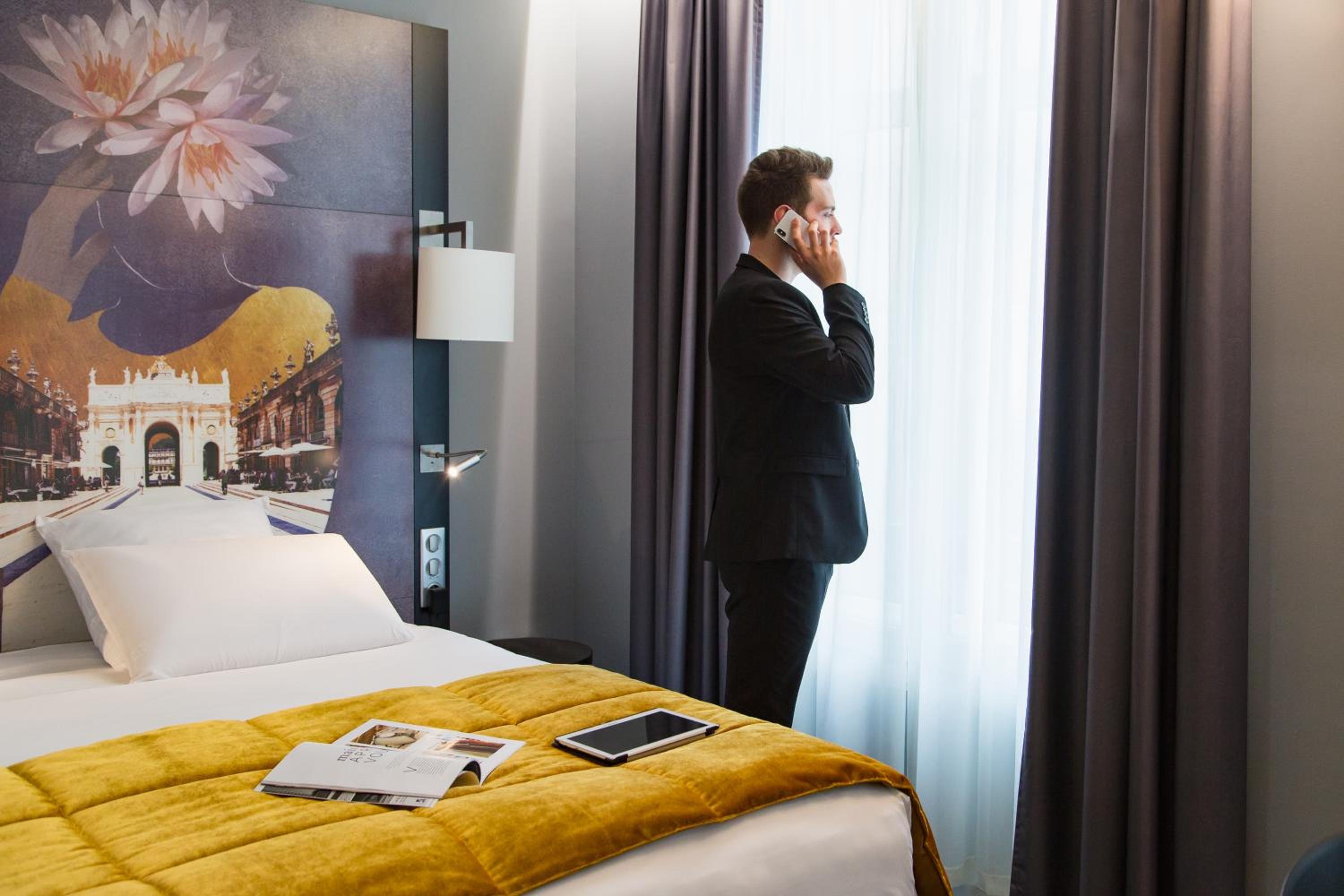 Privilege King Room with Sofa Bed