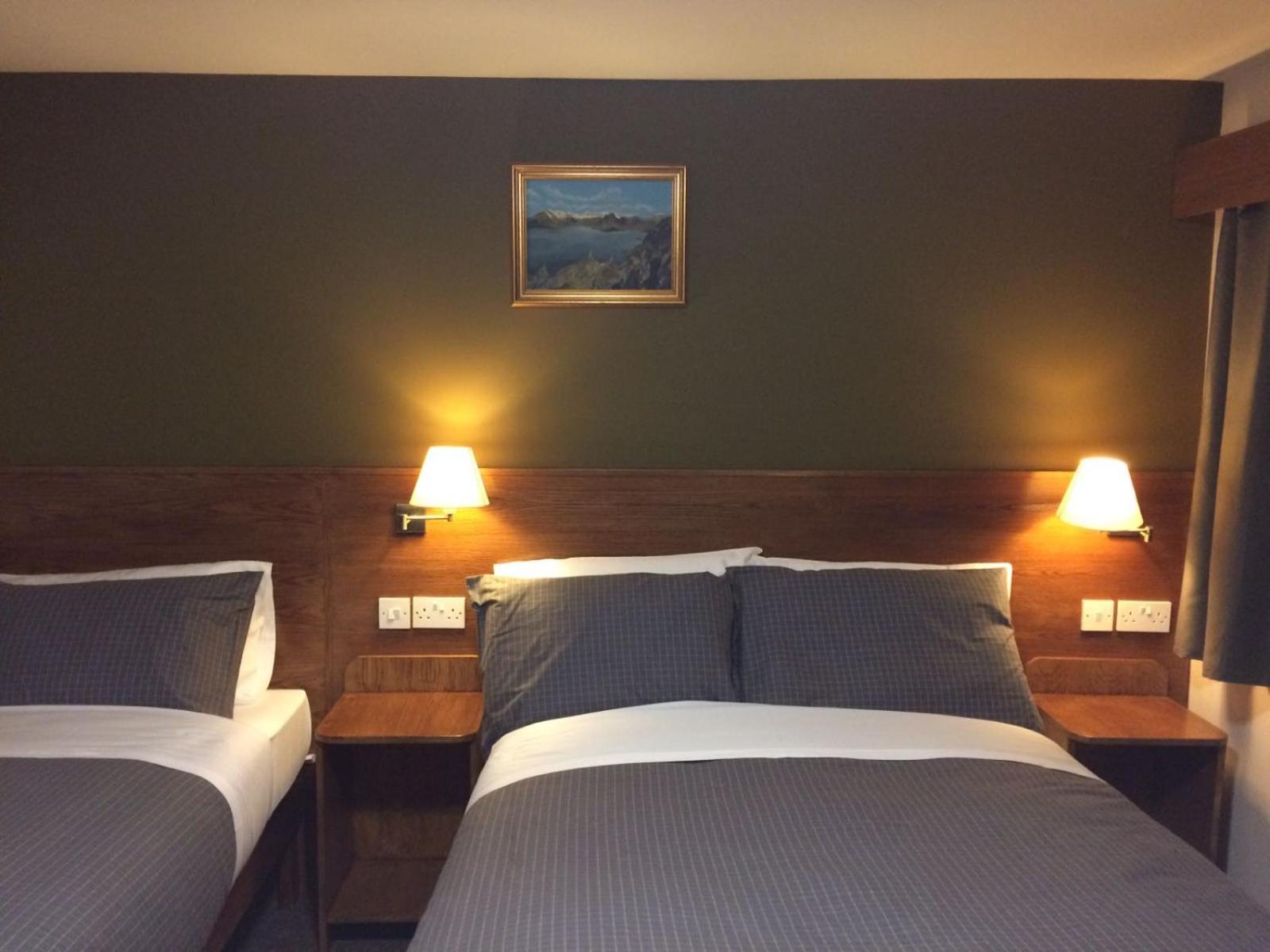 Deluxe Double or Twin Room