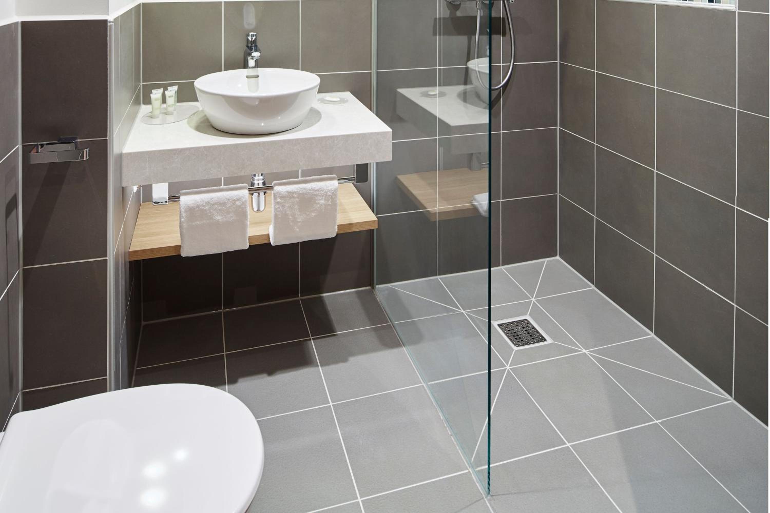 Queen Studio with Harbor View