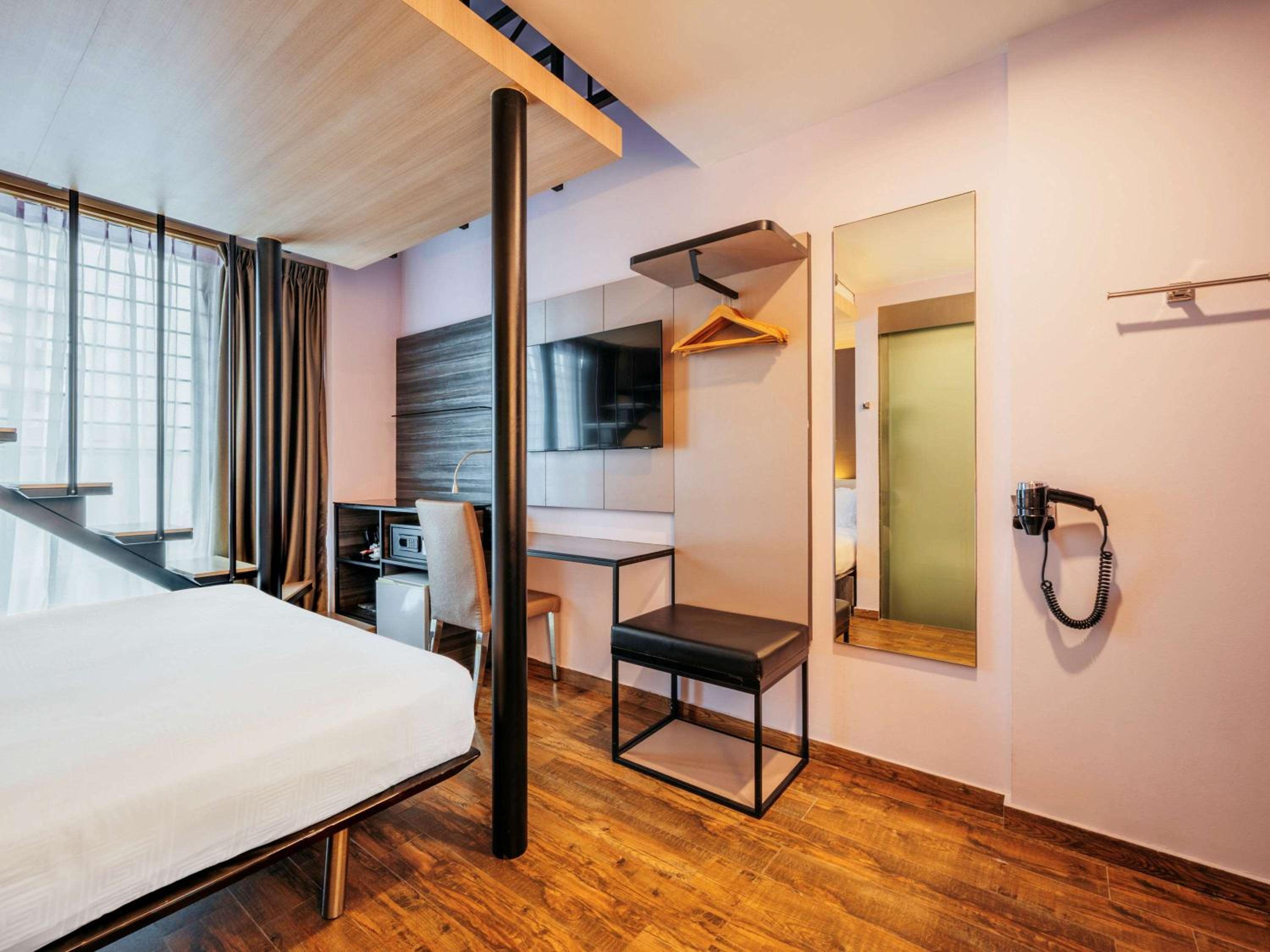 Classic Family Room with One Double Bed and One Single Bed